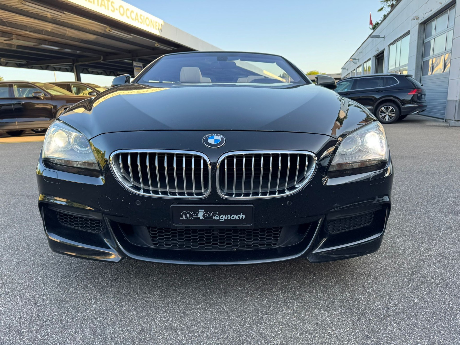 BMW 650i Cabrio xDrive-image-2