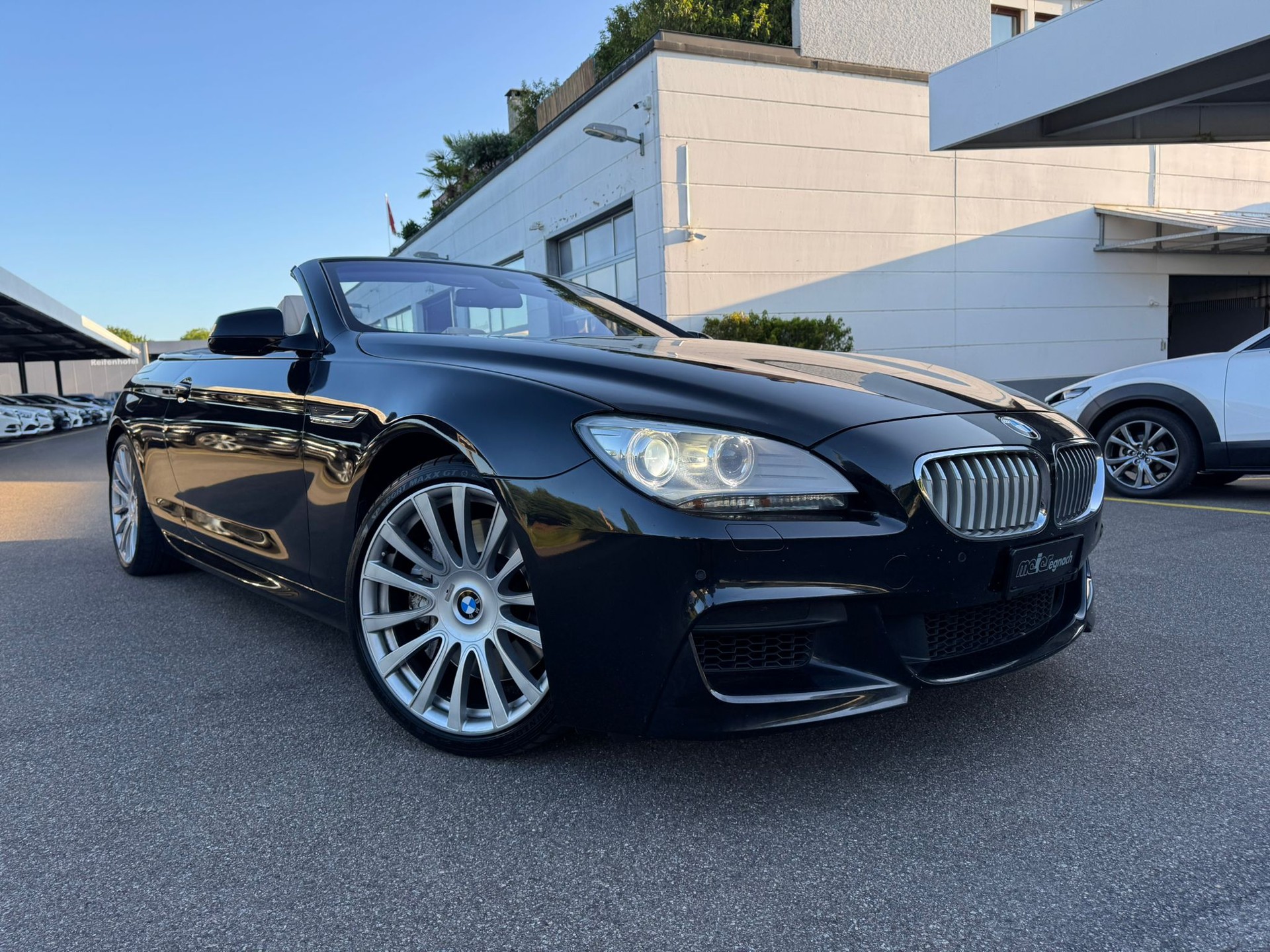 BMW 650i Cabrio xDrive-image-1