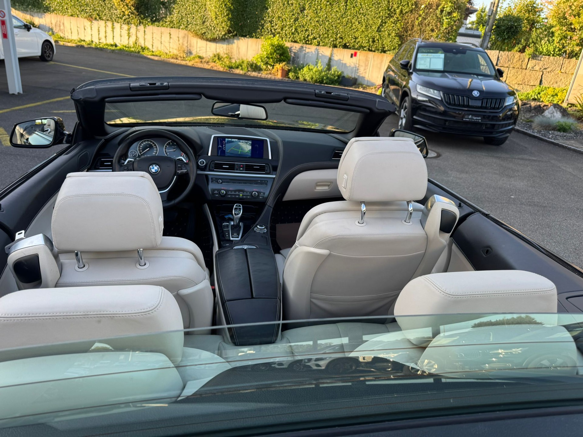 BMW 650i Cabrio xDrive-image-14