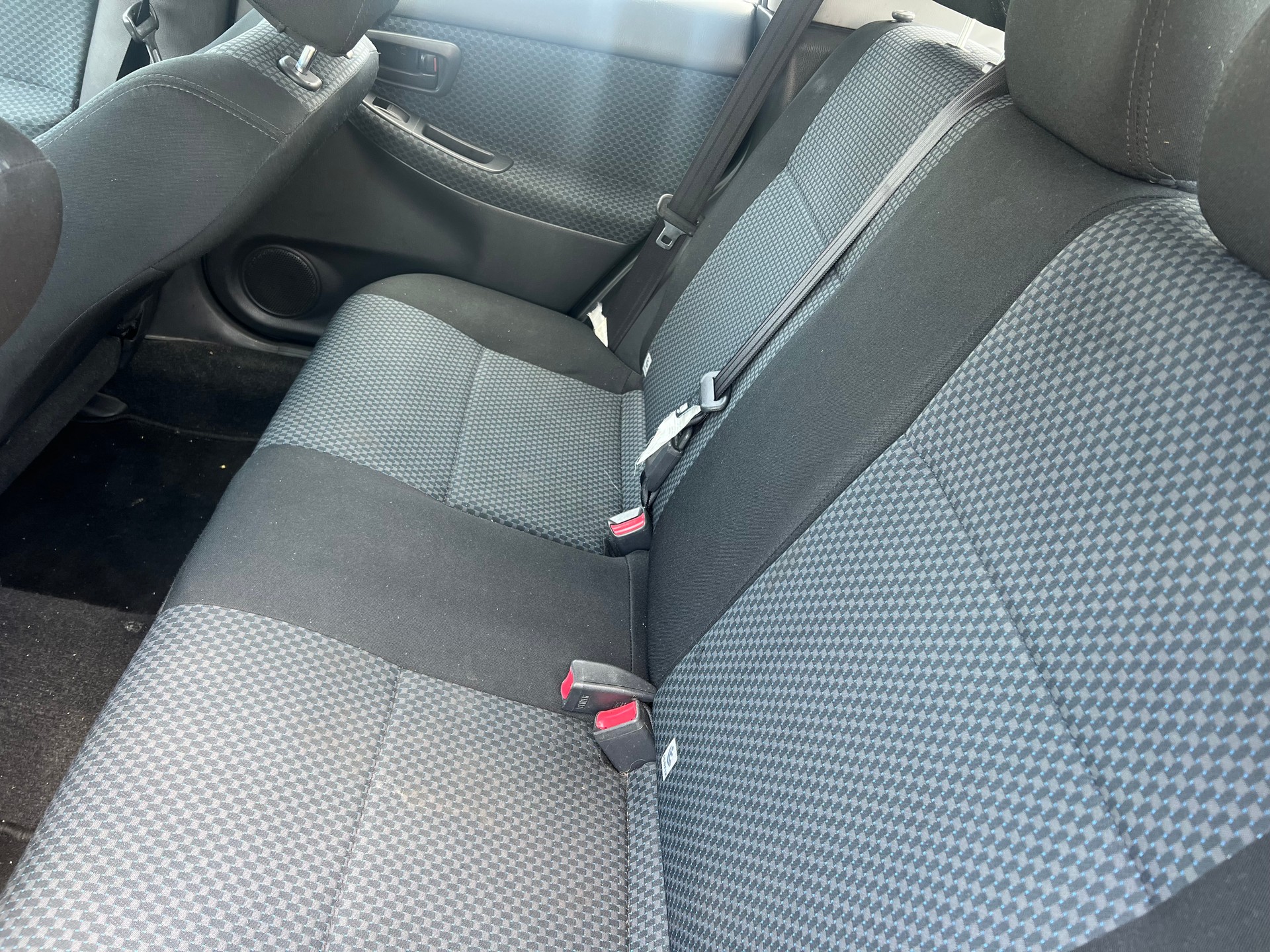 SUBARU Impreza 1.6-image-8