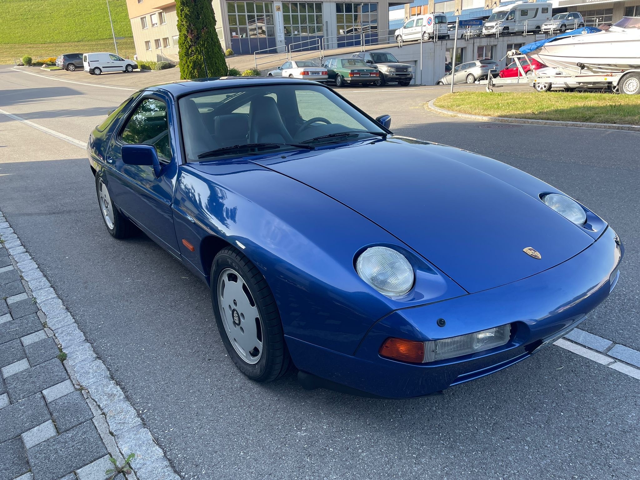 Car photo