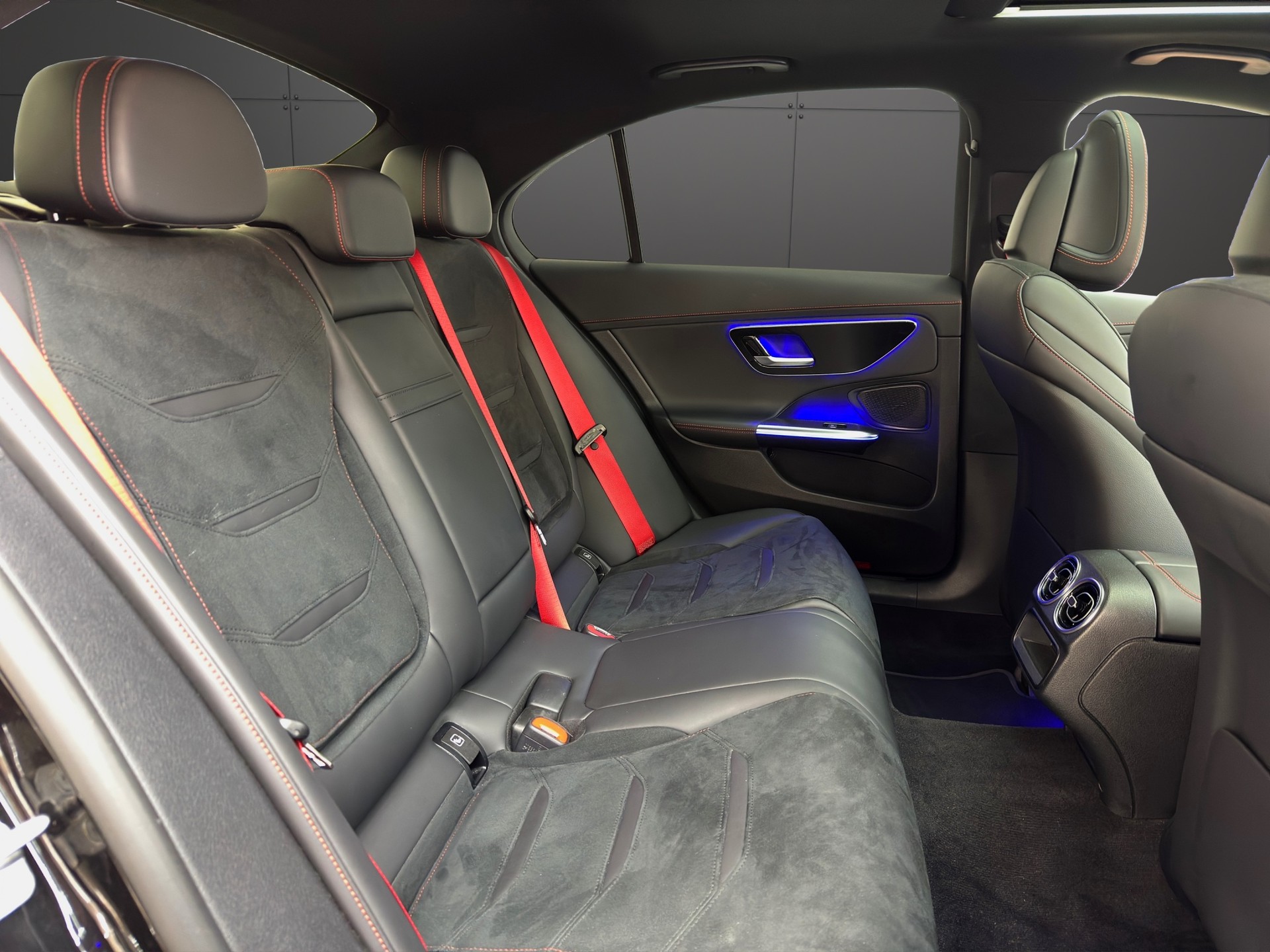 MERCEDES-BENZ C 43 AMG 4 Matic-image-14