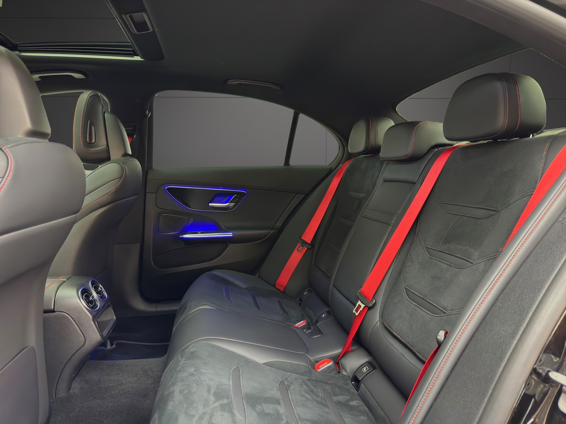 MERCEDES-BENZ C 43 AMG 4 Matic-image-15