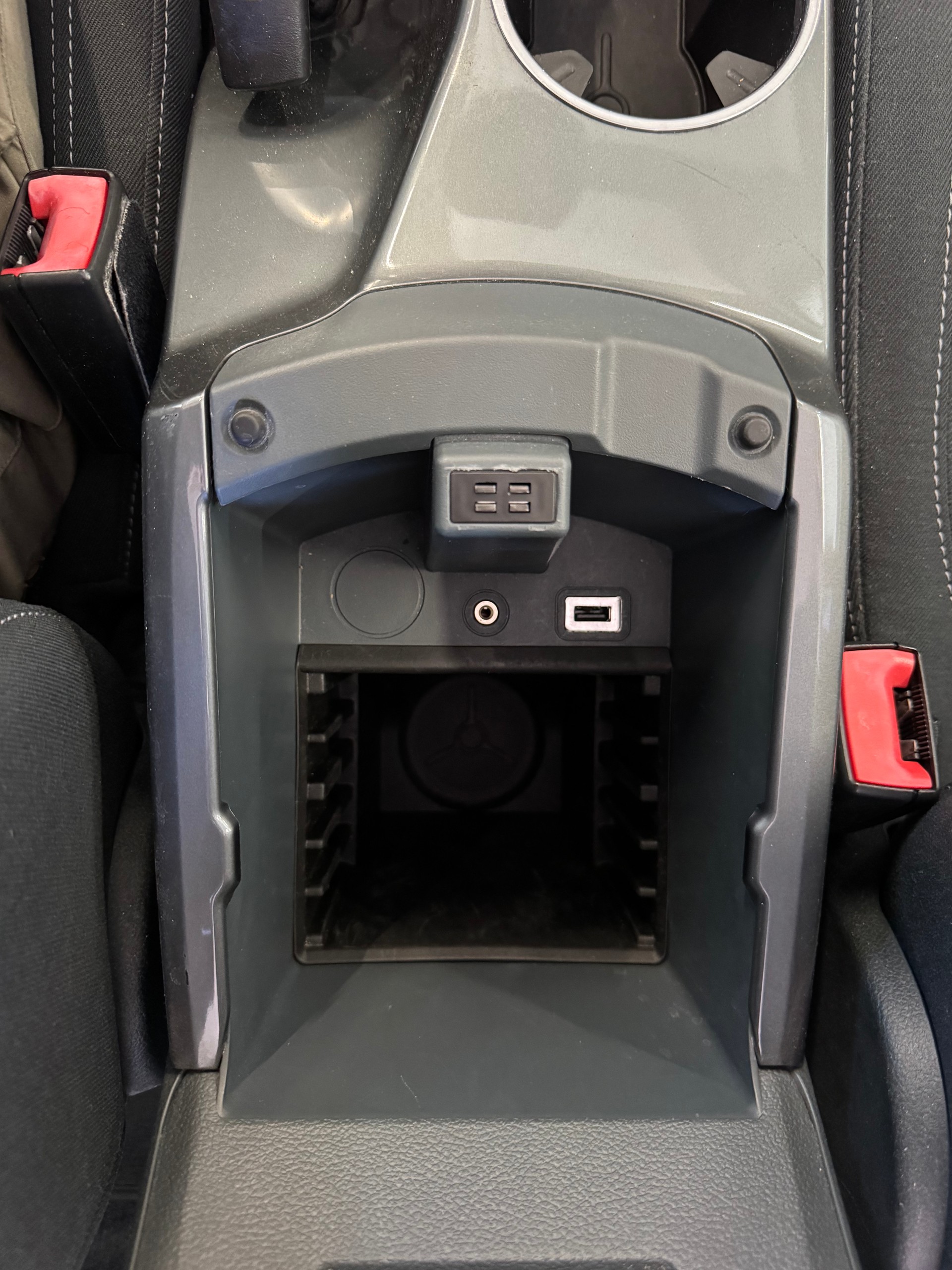 FORD Grand C-Max 1.6 TDCi Titanium-image-18