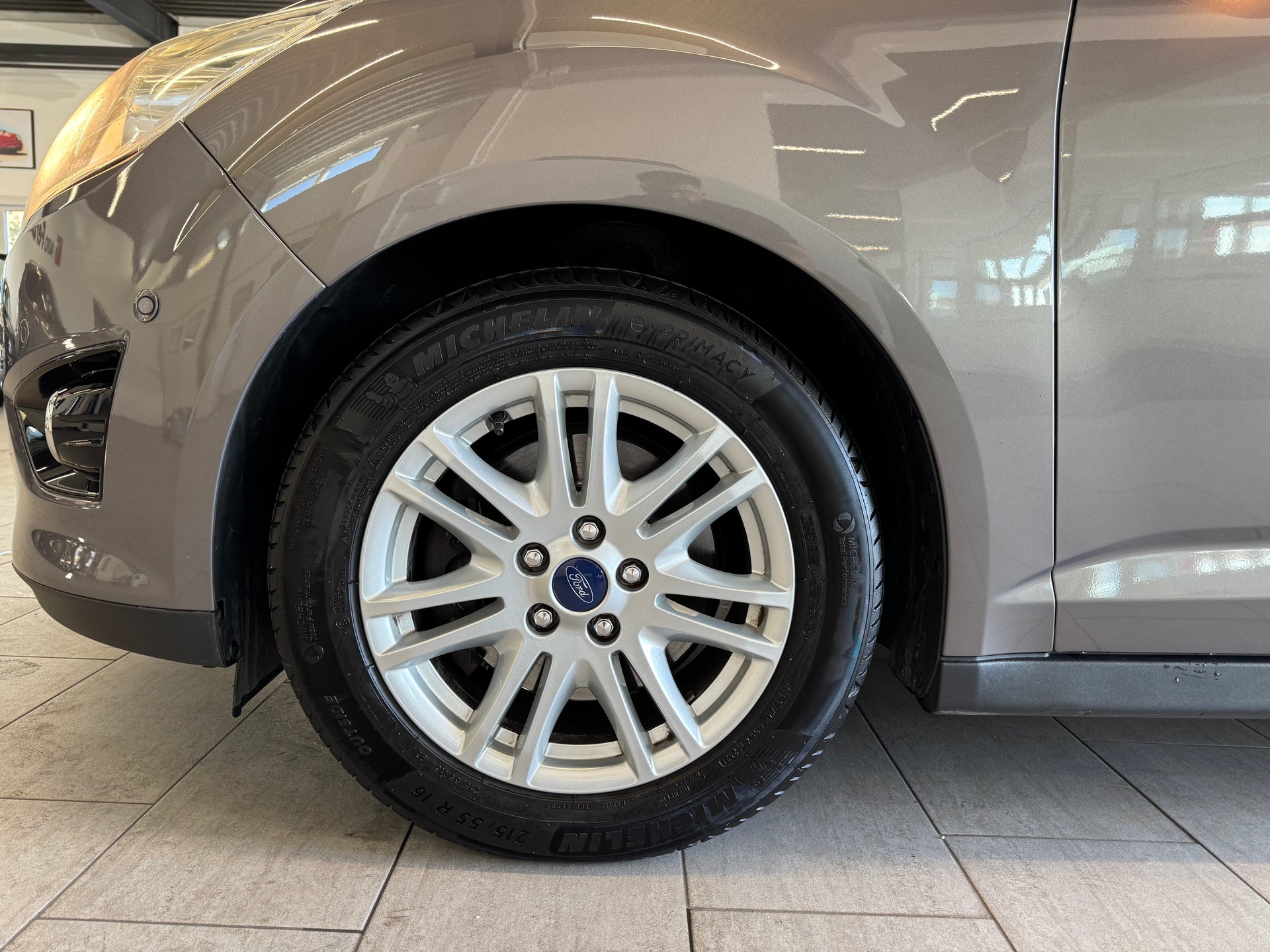 FORD Grand C-Max 1.6 TDCi Titanium-image-16