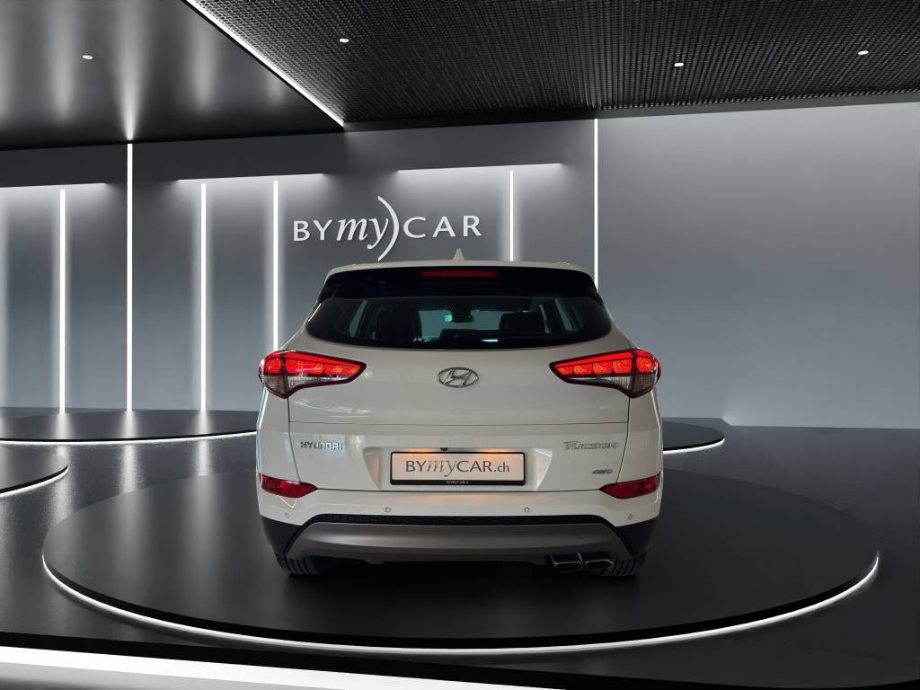 HYUNDAI Tucson 2.0 CRDI Plena 4WD Automatic //Volant chauffant/DAB+/Assistance angle mort-image-3