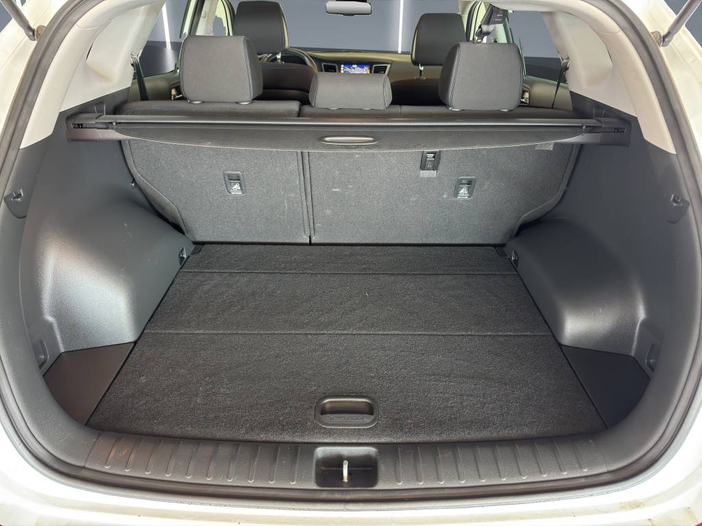 HYUNDAI Tucson 2.0 CRDI Plena 4WD Automatic //Volant chauffant/DAB+/Assistance angle mort-image-10