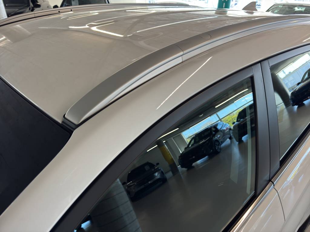 HYUNDAI Tucson 2.0 CRDI Plena 4WD Automatic //Volant chauffant/DAB+/Assistance angle mort-image-14