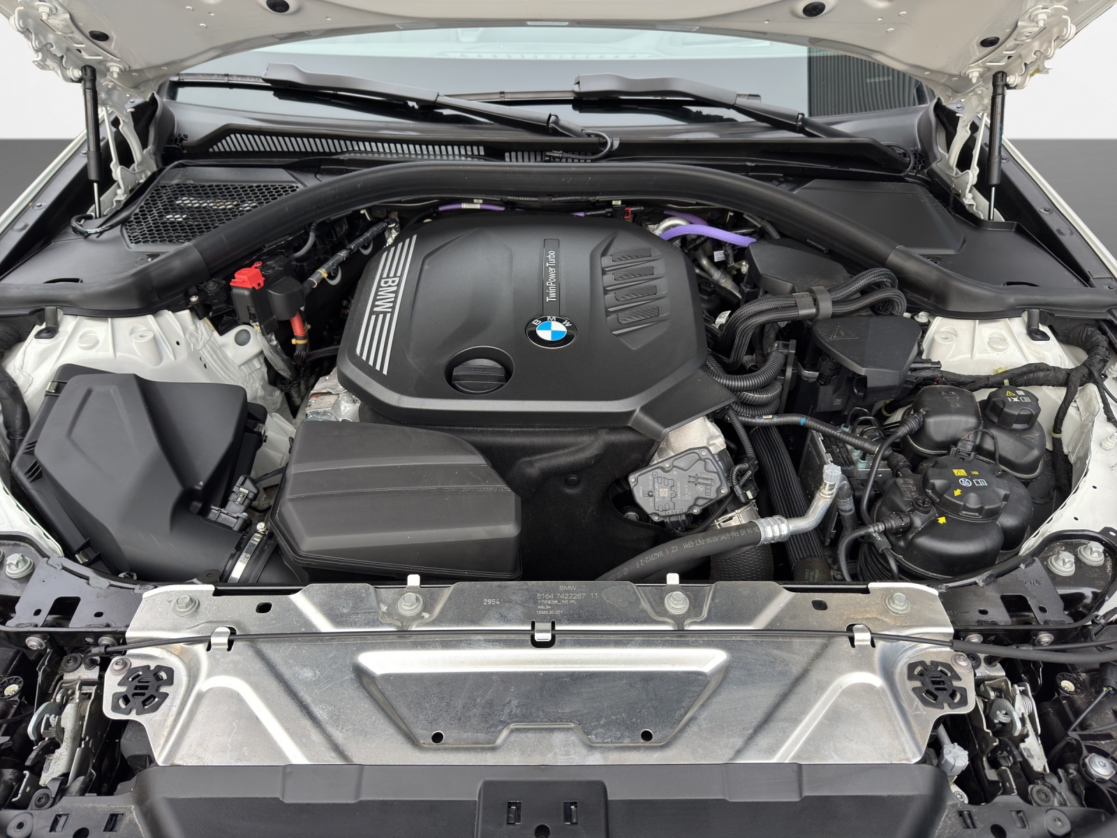 BMW 320d xDr 48V Tour M Sport-image-9