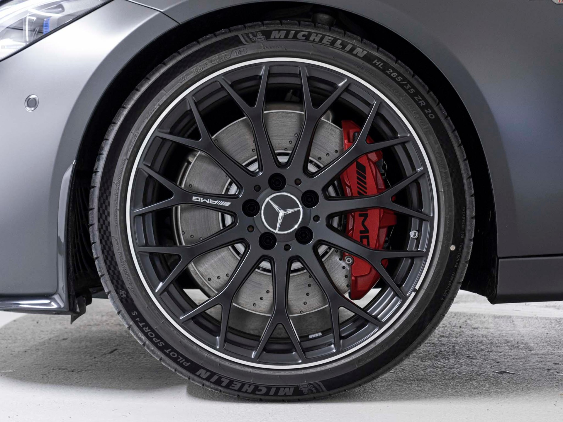 MERCEDES-BENZ C 63 S AMG E PERFORMANCE "Executive Edition"-image-14