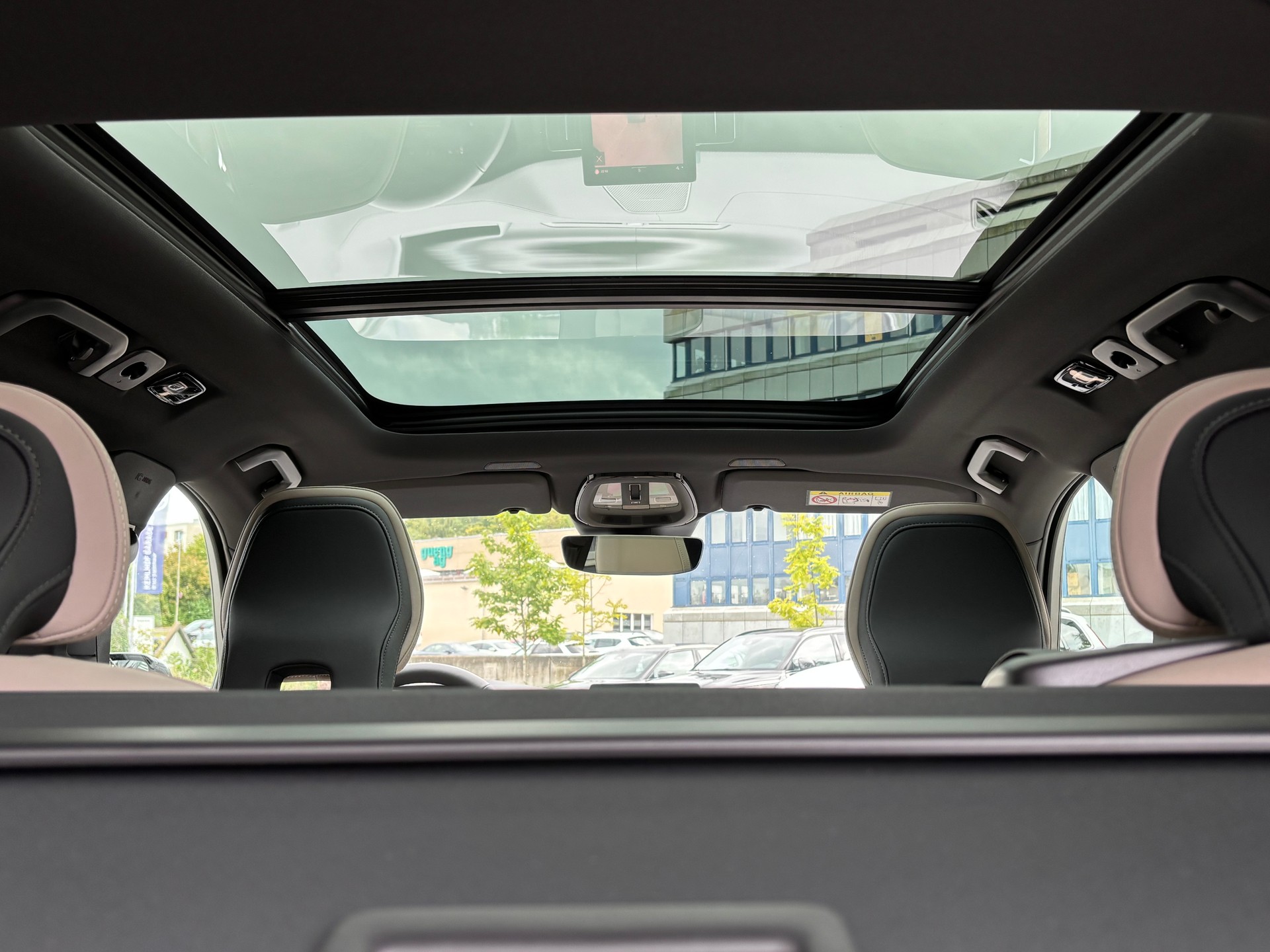 VOLVO XC60 2.0 T8 TE Ultra Dark eAWD-image-10