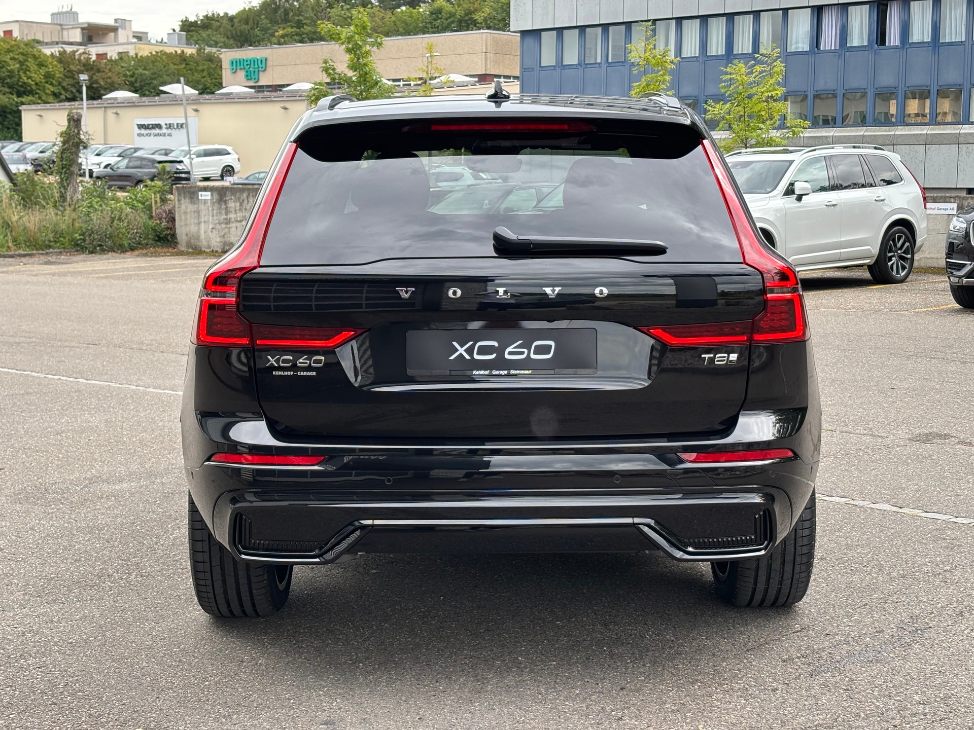 VOLVO XC60 2.0 T8 TE Ultra Dark eAWD-image-8