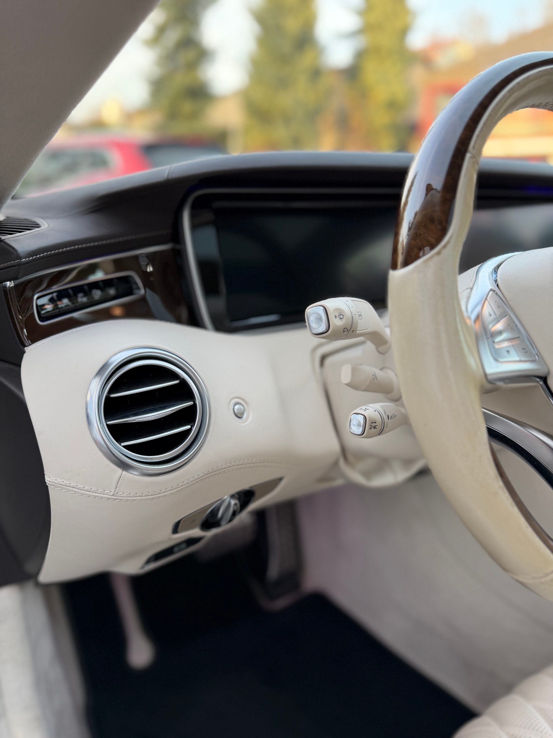 MERCEDES-BENZ S 500 Coupé 4Matic 7G-Tronic-image-10