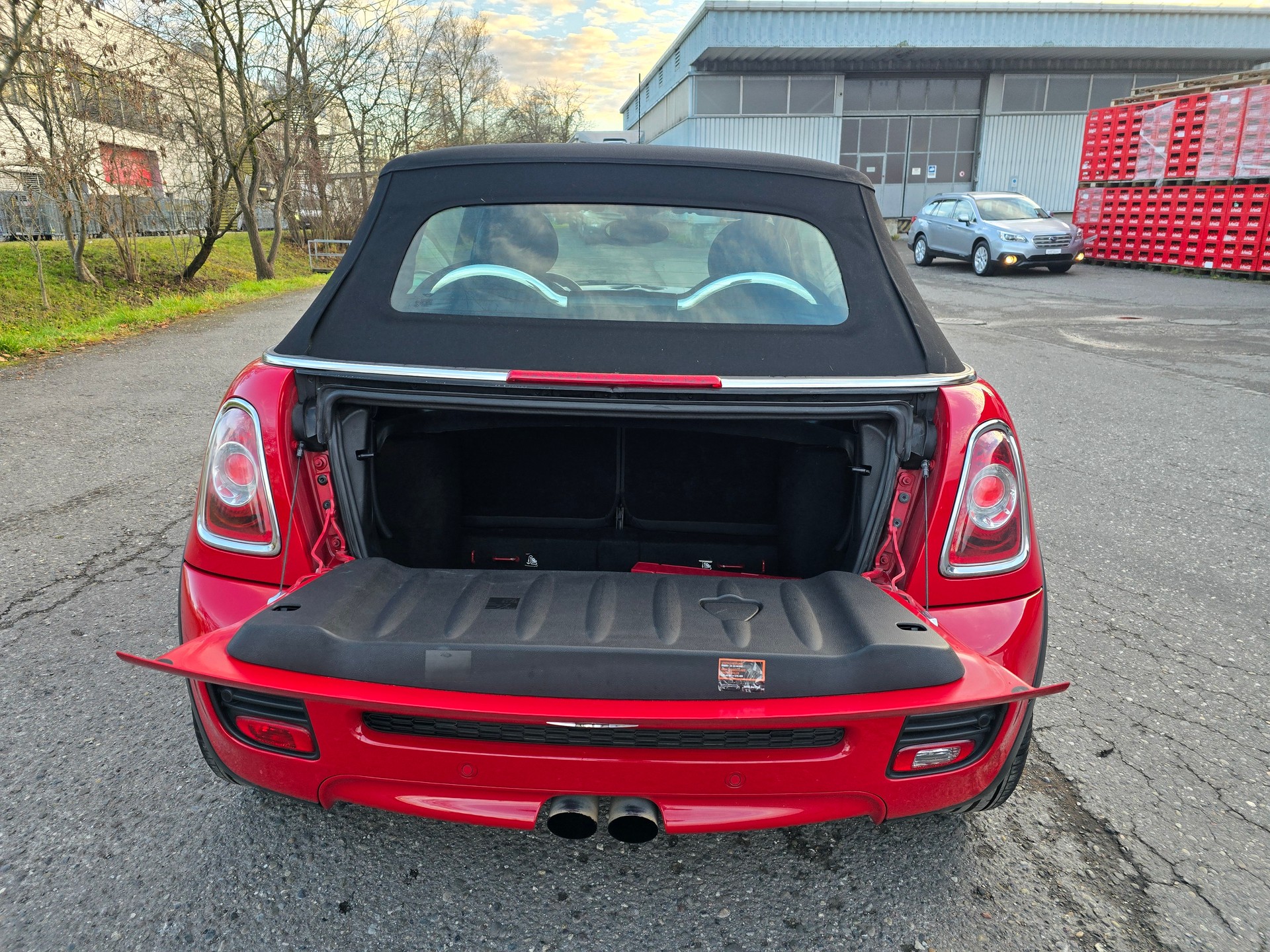 MINI Cooper John Cooper Works Cabriolet-image-6