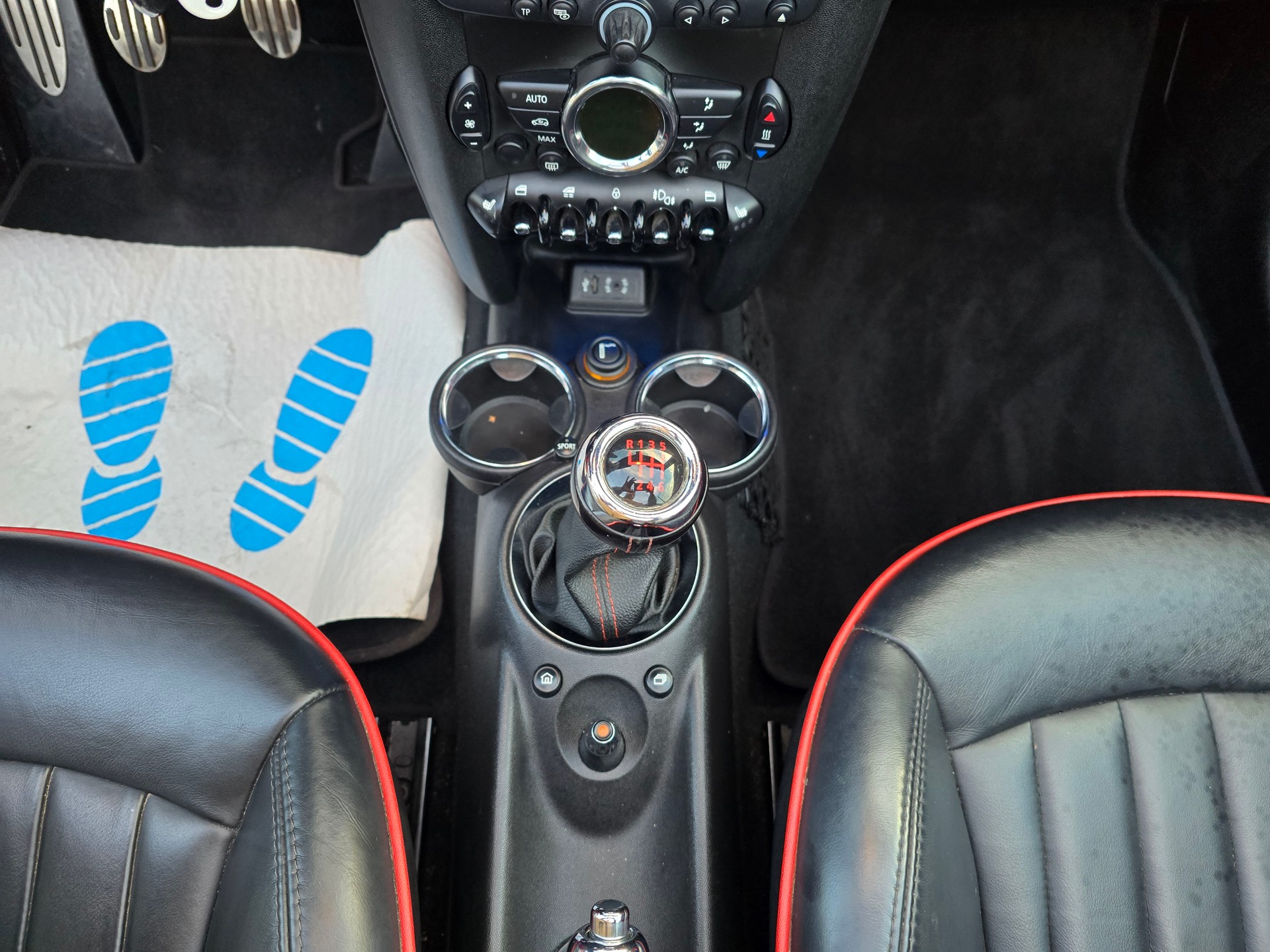 MINI Cooper John Cooper Works Cabriolet-image-20