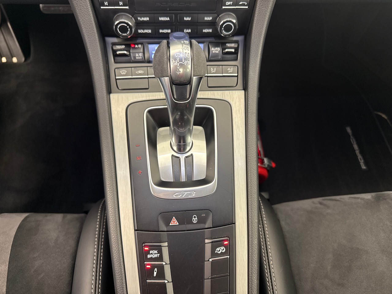 PORSCHE 911 GT3 ''Clubsportpaket ohne Überrollkäfig''-image-13