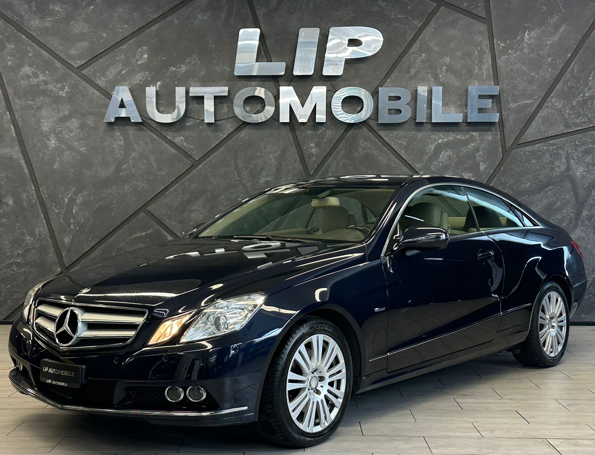 MERCEDES-BENZ E 350 CGI BlueEfficiency 7G-Tronic-image-0