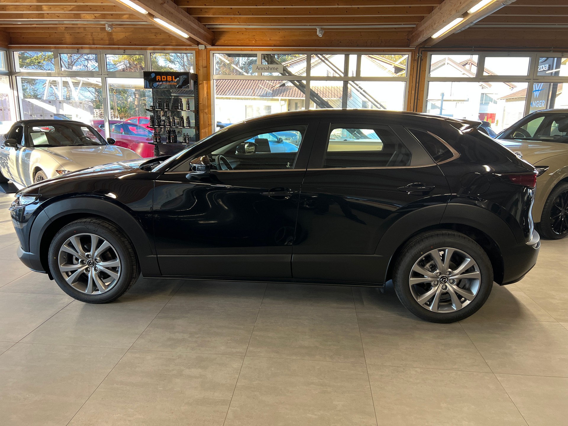MAZDA CX-30 SKYACTIV-X 186 M Hybrid Centre Line FWD AT-image-3