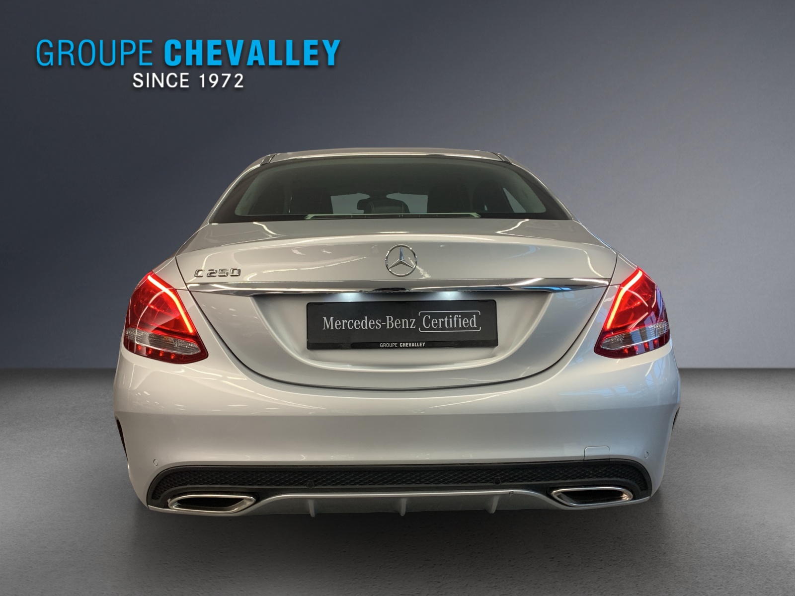 MERCEDES-BENZ C 250 AMG Line-image-4