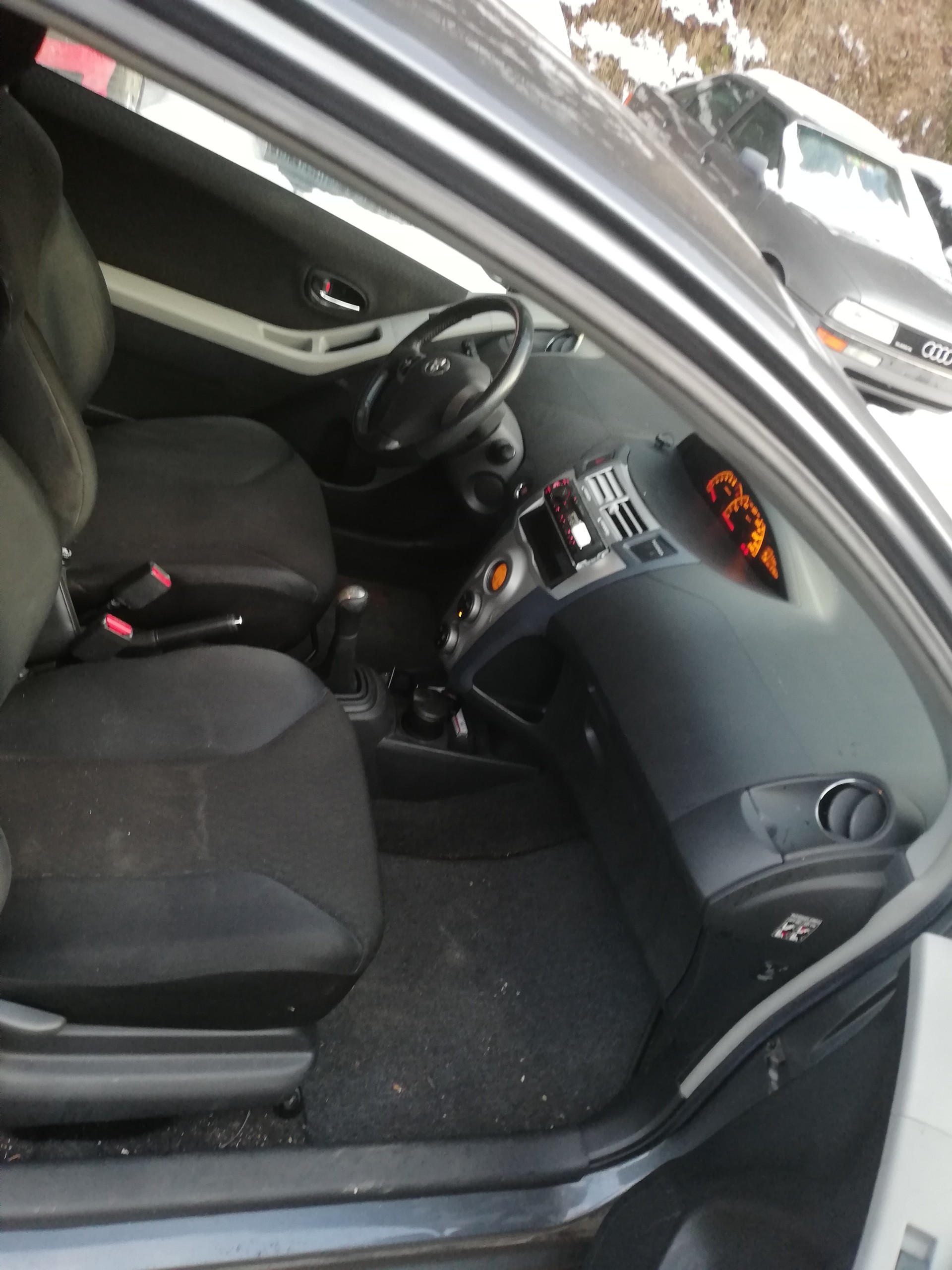 TOYOTA Yaris 1.8 TS-image-5