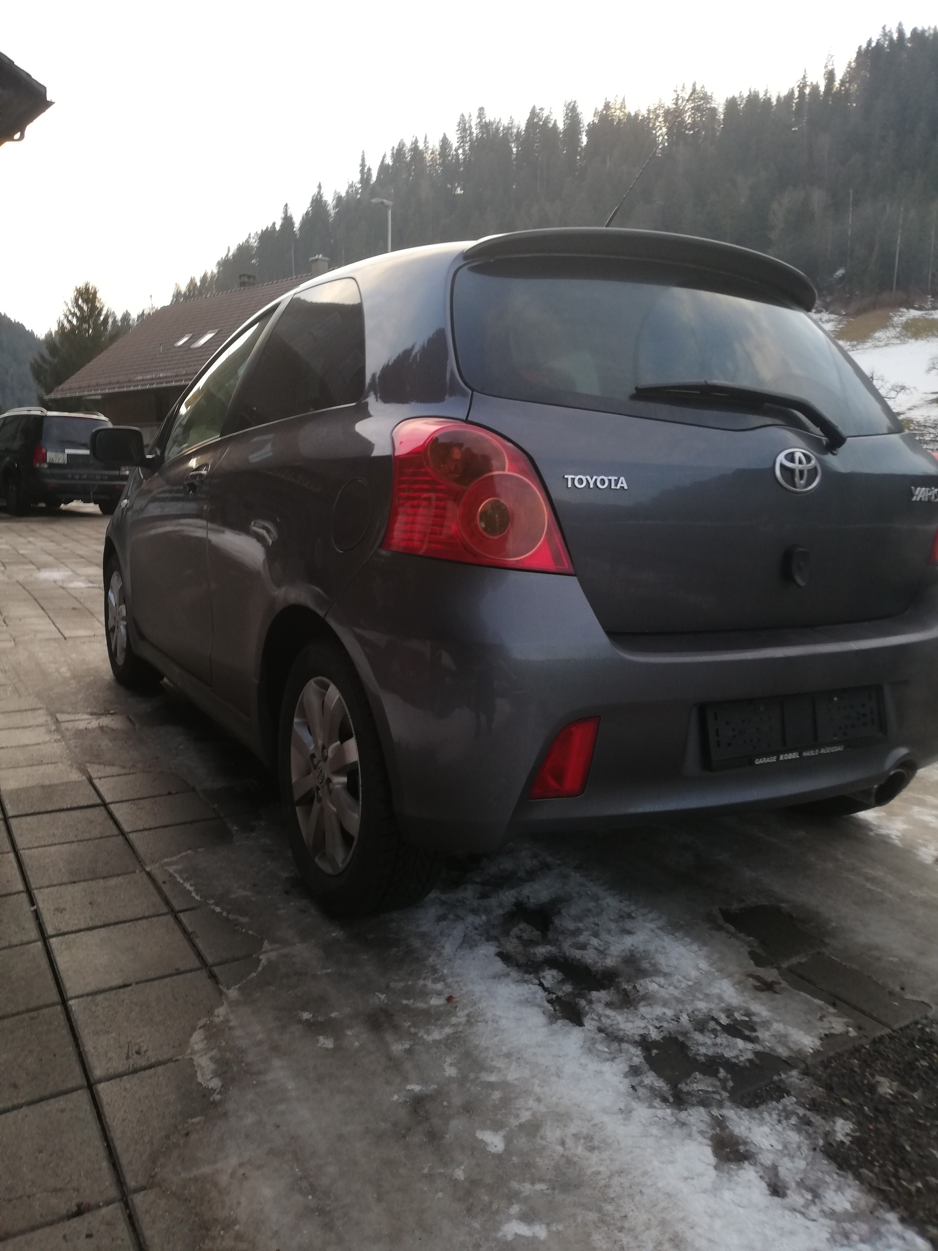 TOYOTA Yaris 1.8 TS-image-2