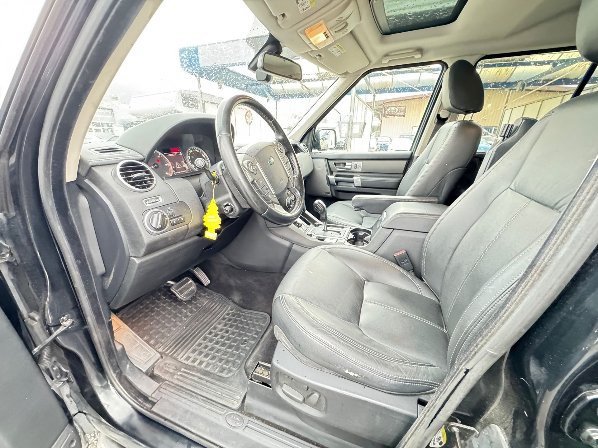 LAND ROVER DISCOVERY-image-9
