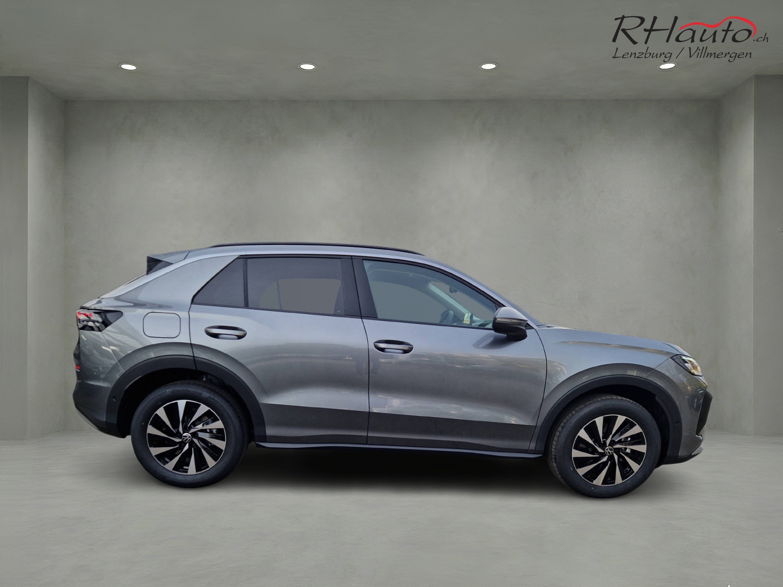 VW T-Roc 1.5 eTSI Life DSG-image-2