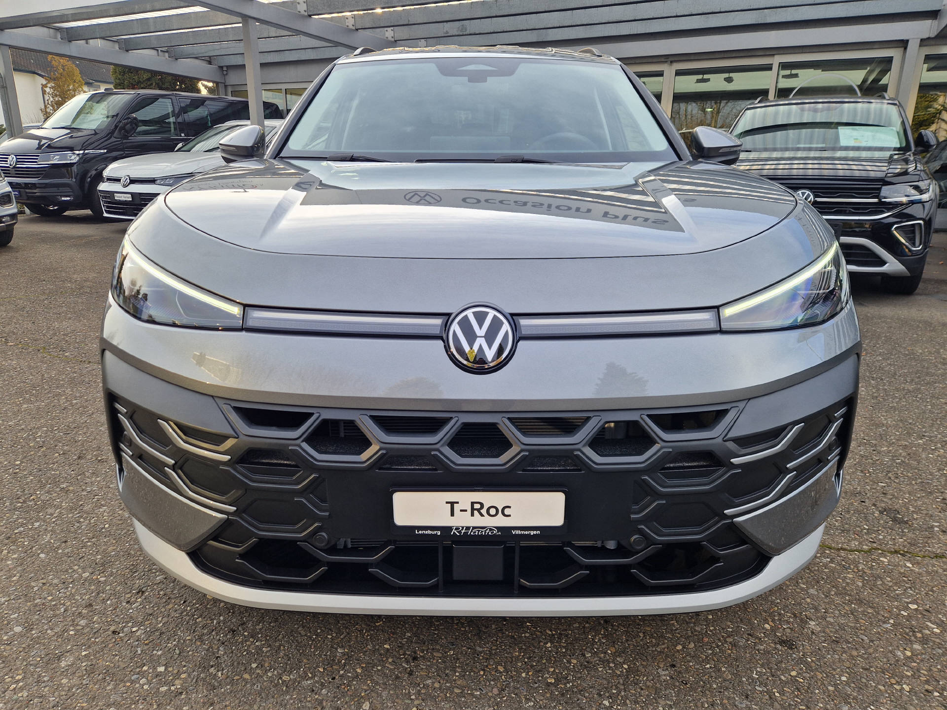VW T-Roc 1.5 eTSI Life DSG-image-1