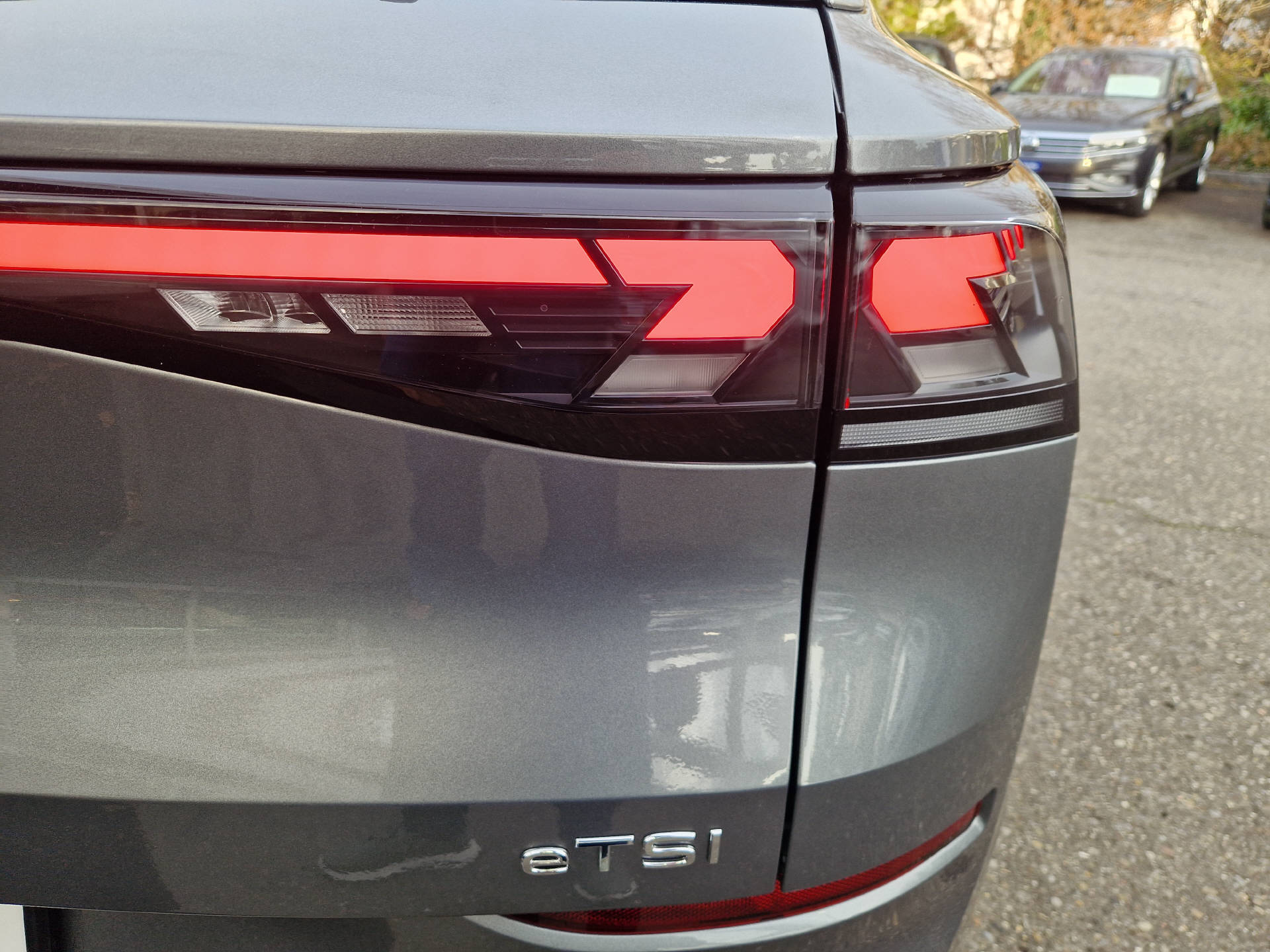 VW T-Roc 1.5 eTSI Life DSG-image-17