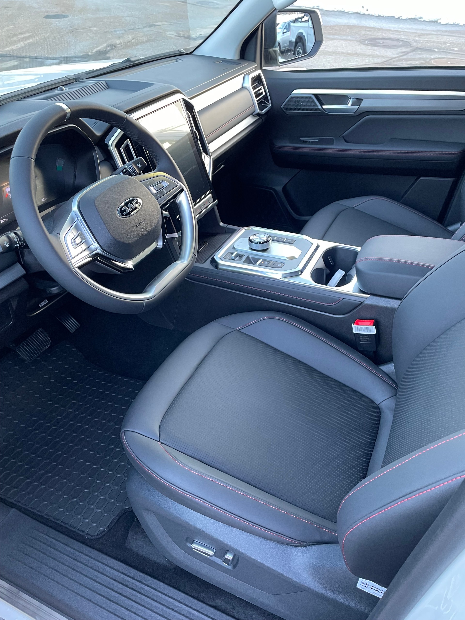 JAC T9EV 88kWh Advance 4x4-image-4