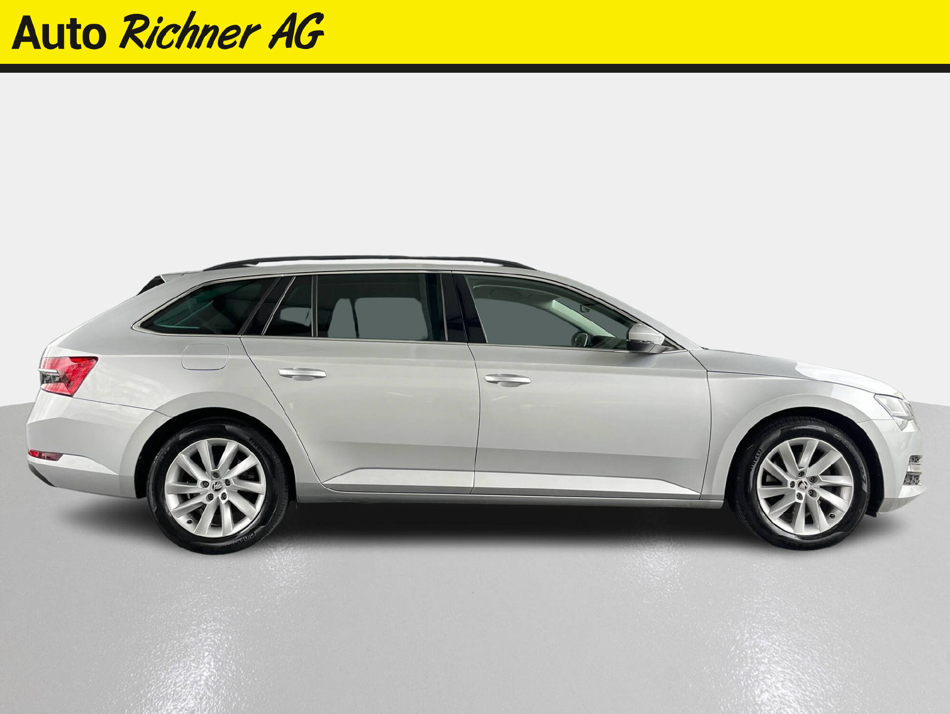 SKODA Superb Combi 2.0 TDI Ambition DSG-image-2