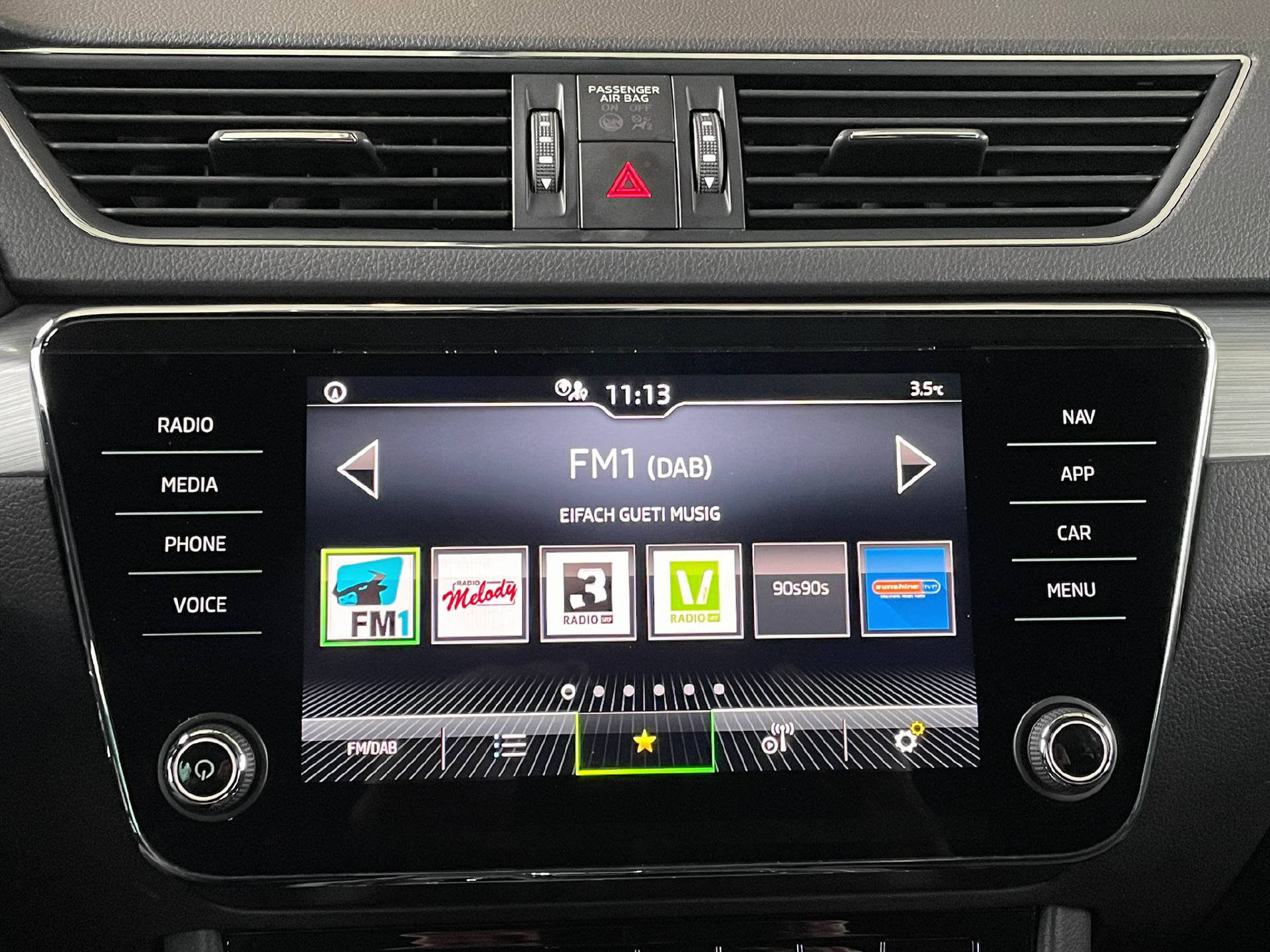 SKODA Superb Combi 2.0 TDI Ambition DSG-image-14