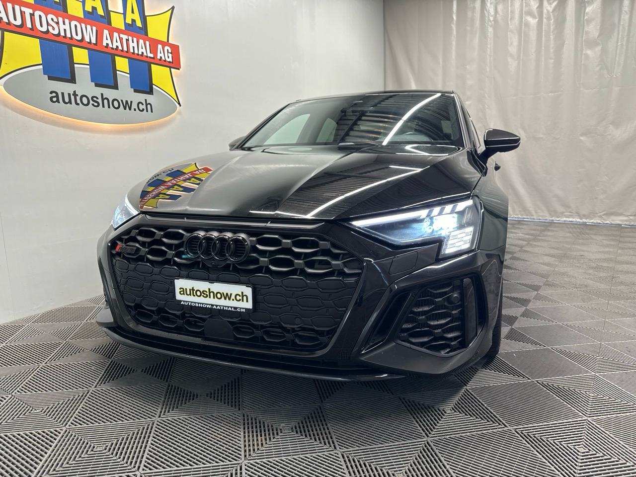 AUDI RS3 Limousine 2.5 TSI quattro S-tronic-image-17