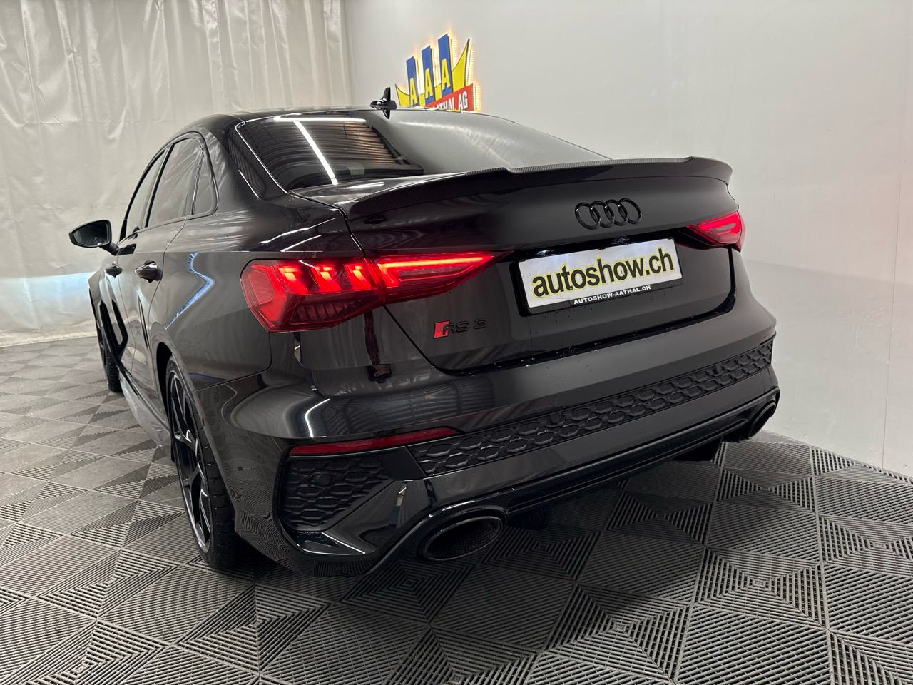 AUDI RS3 Limousine 2.5 TSI quattro S-tronic-image-14