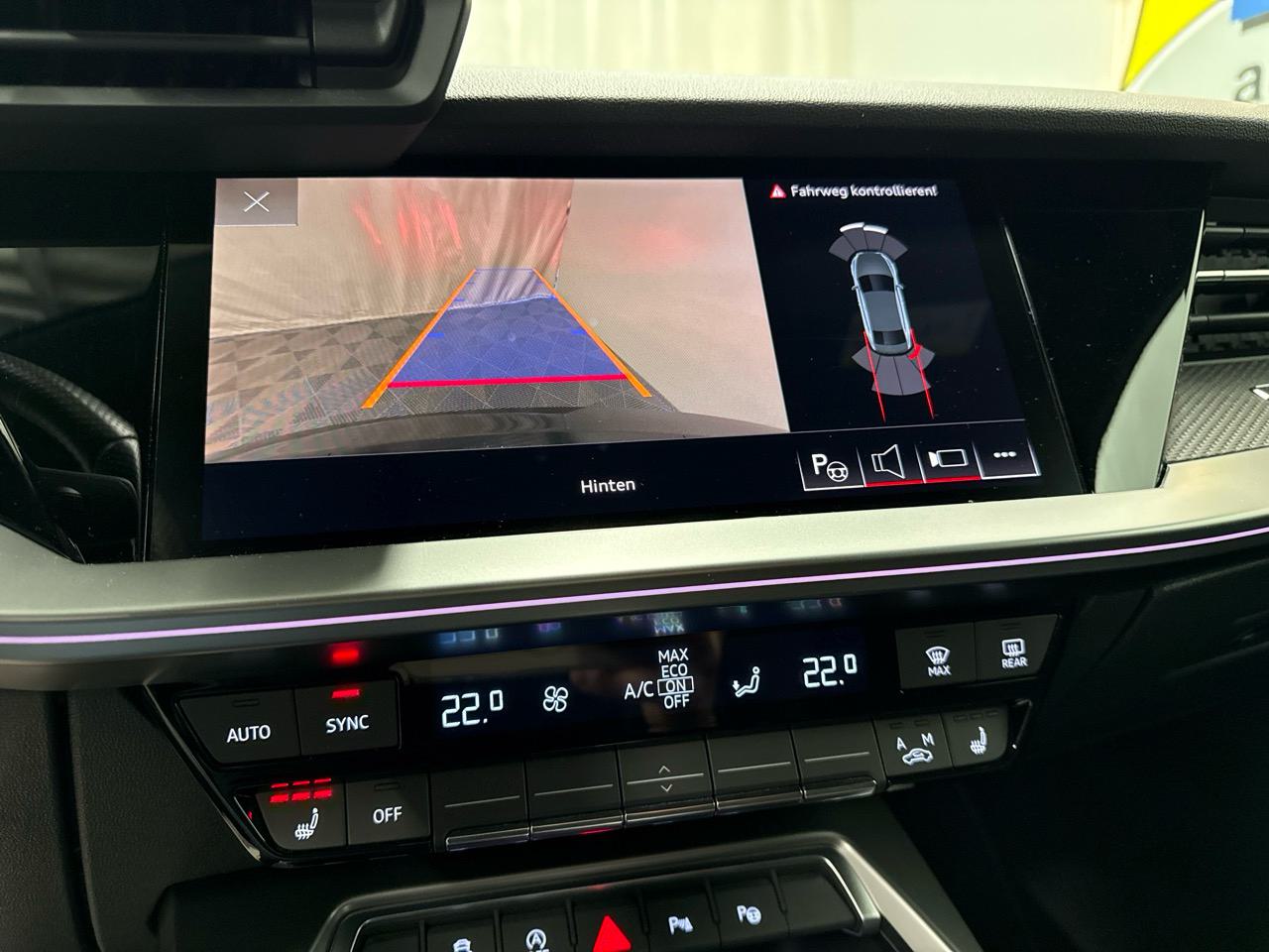AUDI RS3 Limousine 2.5 TSI quattro S-tronic-image-10