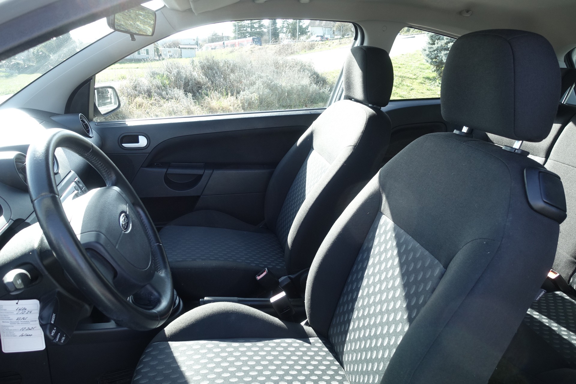 FORD Fiesta 1.4 16V Trend-image-7