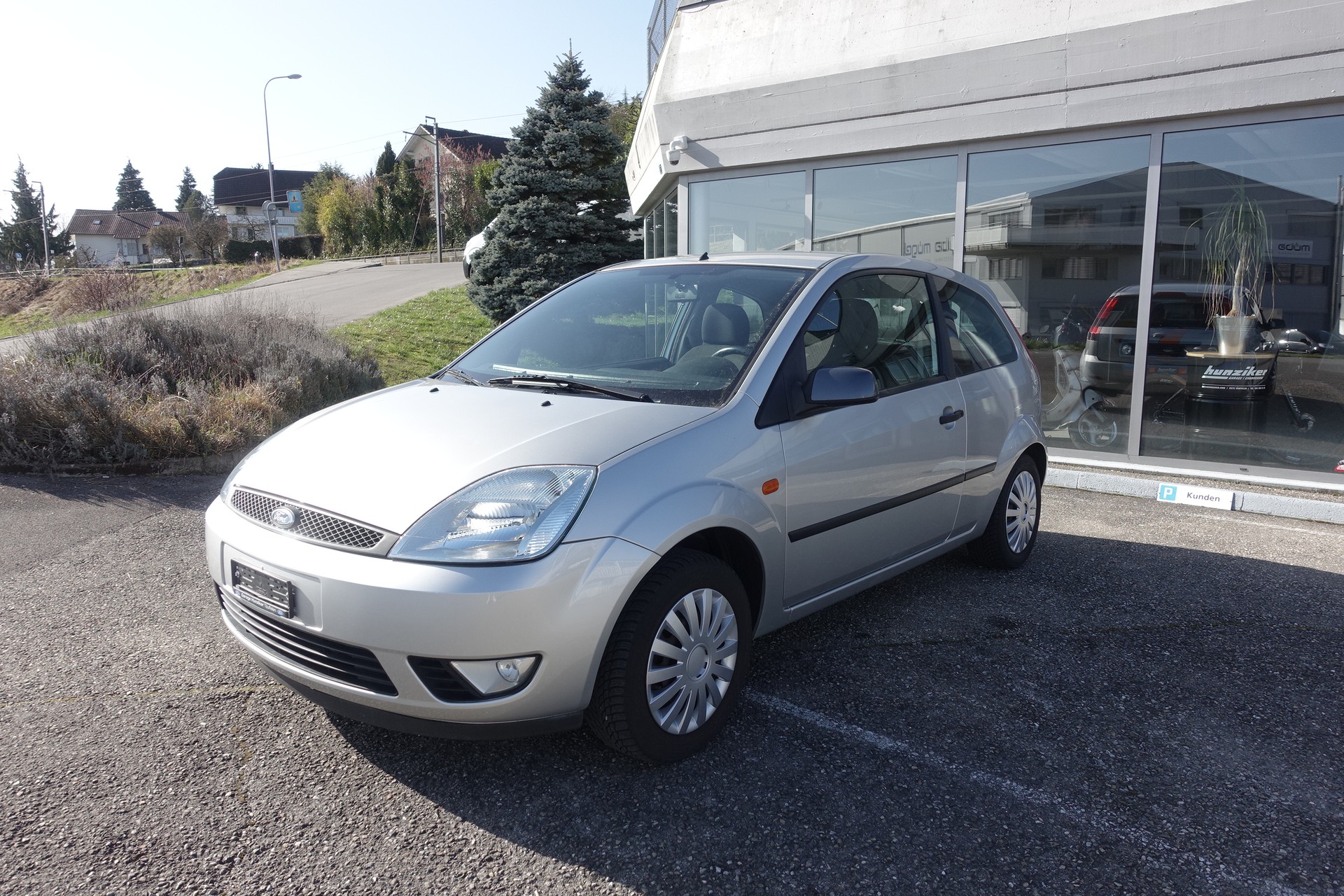 FORD Fiesta 1.4 16V Trend