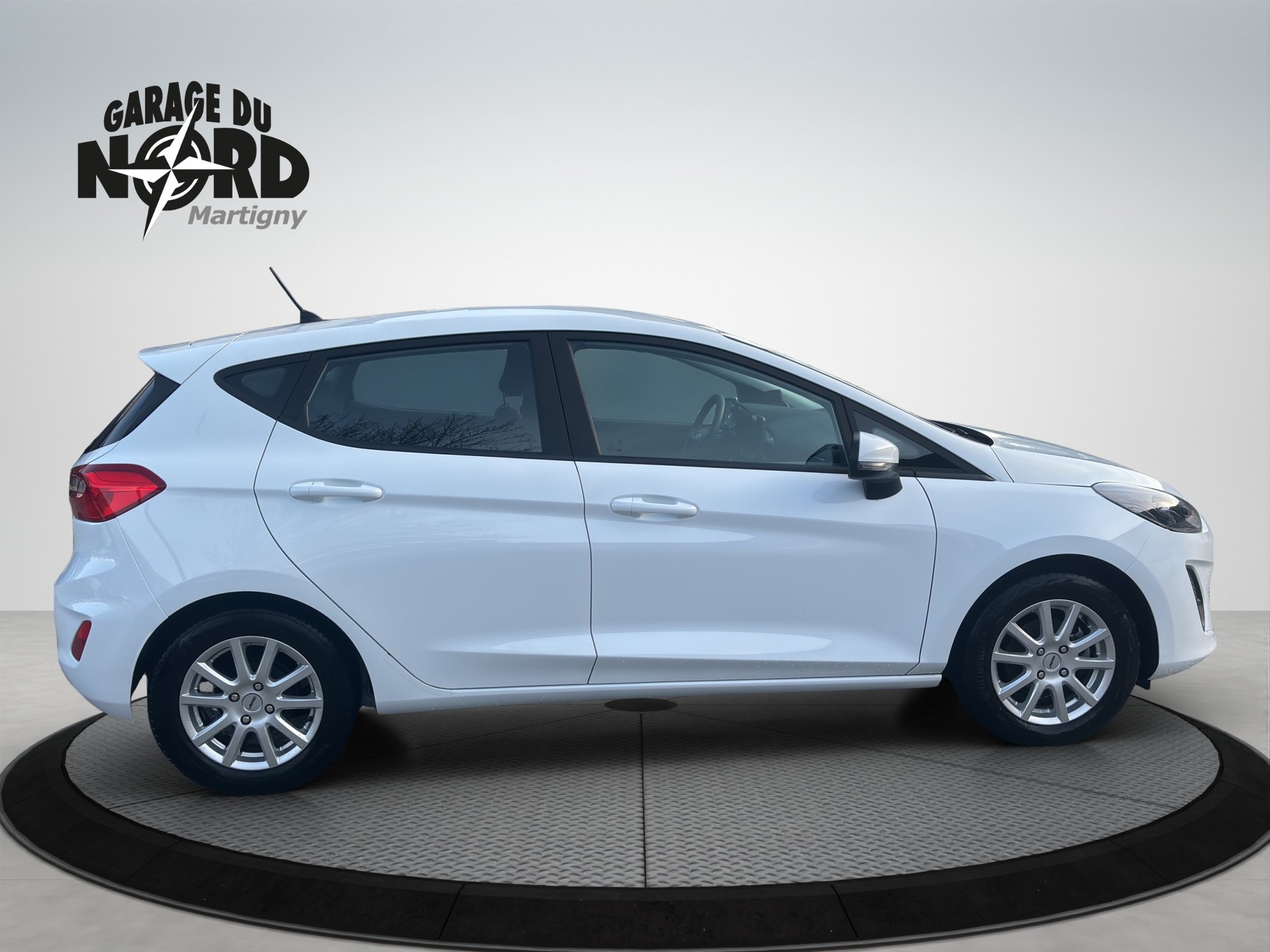 FORD Fiesta 1.0 SCTi Cool & Connect-image-6