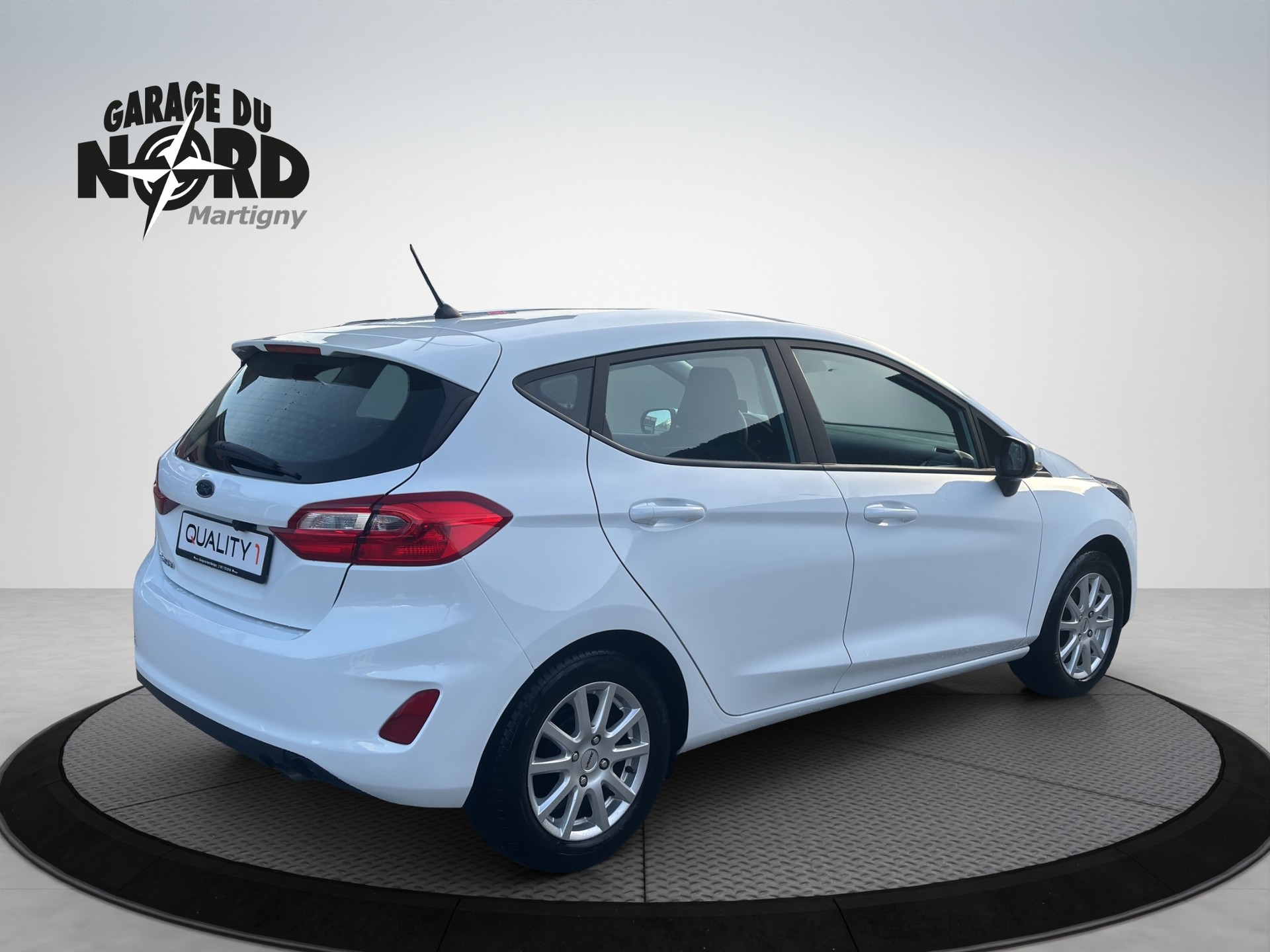 FORD Fiesta 1.0 SCTi Cool & Connect-image-5