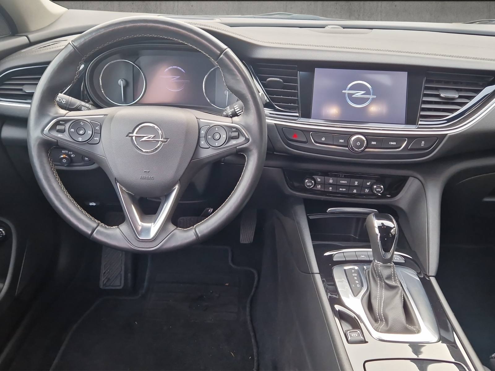 OPEL Insignia Sports Tourer 2.0 CDTi BiT. Excellence AWD-image-4