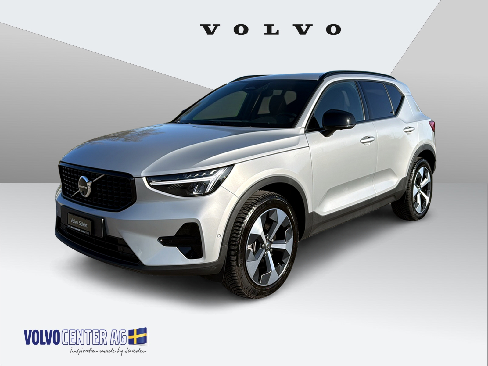 VOLVO XC40 2.0 B3 MH Plus Dark-image-0