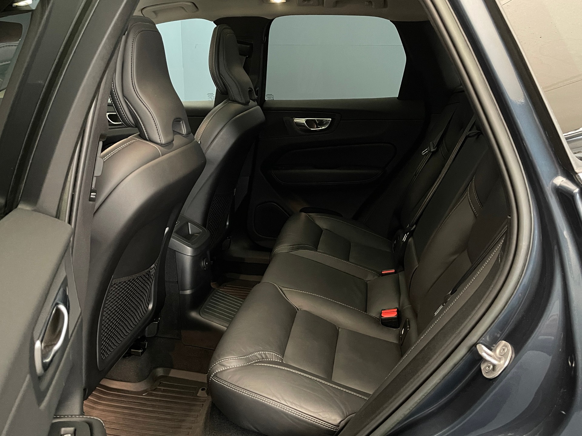 VOLVO XC60 2.0 T8 TE Ultimate Bright eAWD-image-7