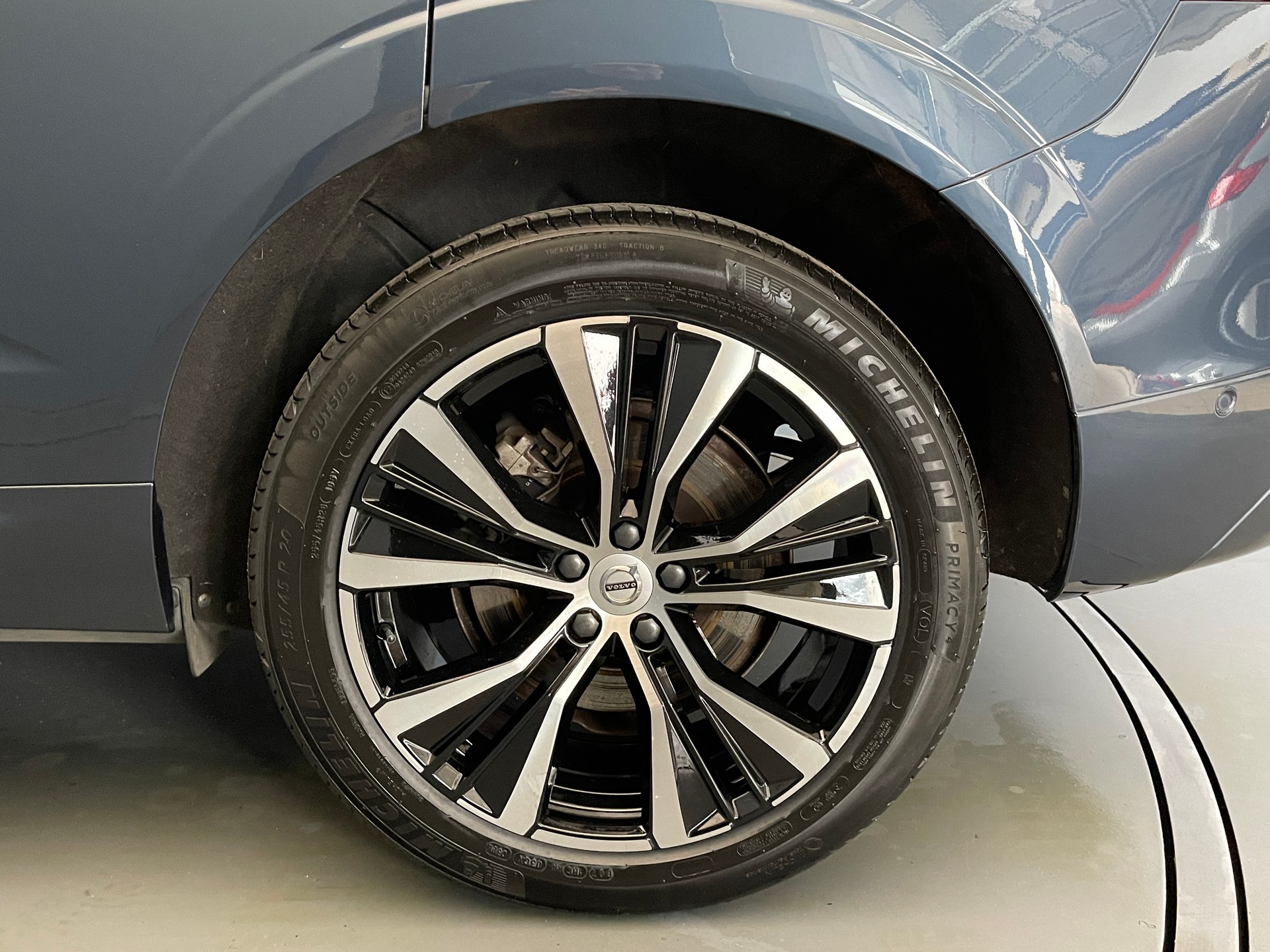 VOLVO XC60 2.0 T8 TE Ultimate Bright eAWD-image-5