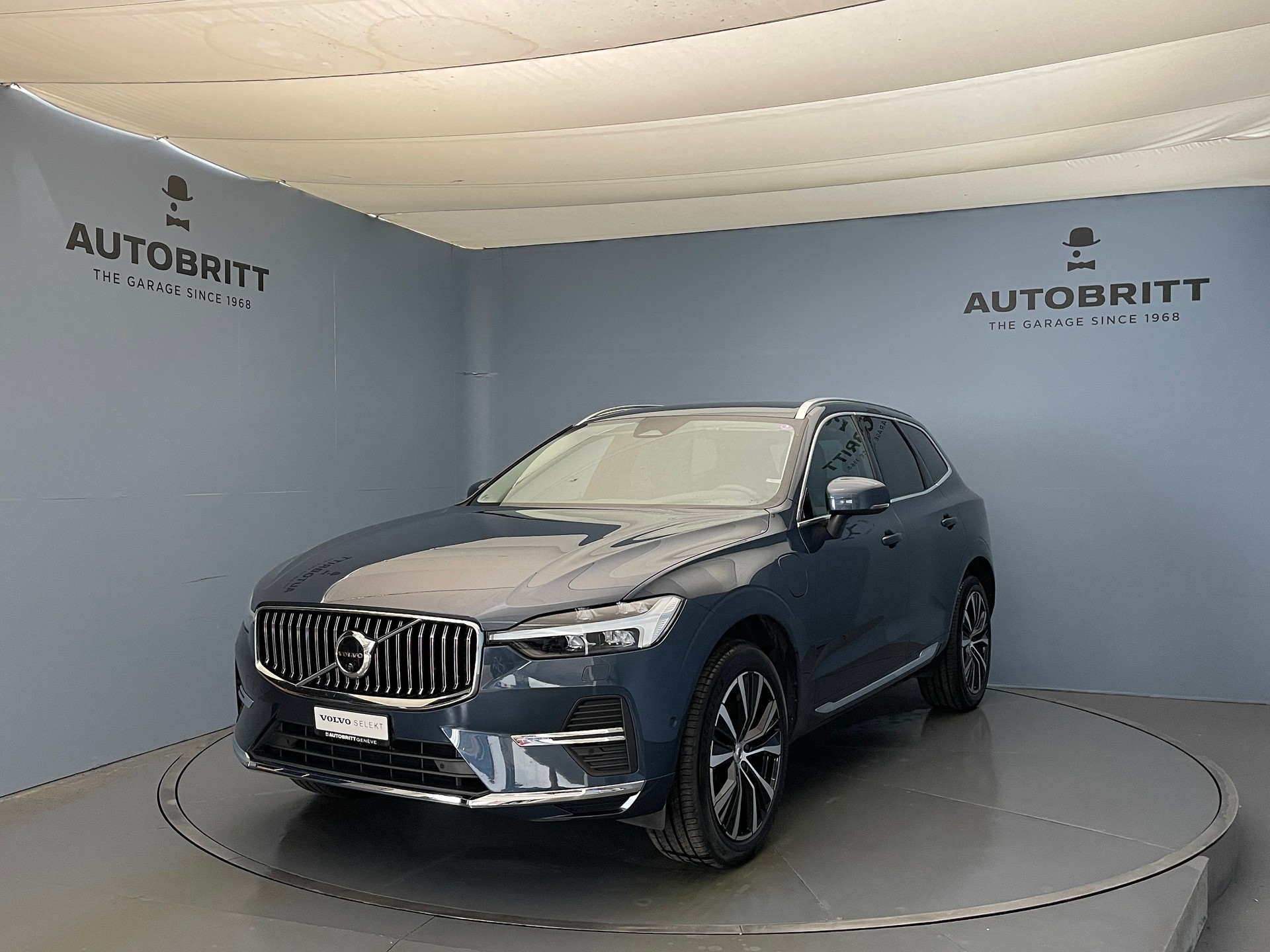 VOLVO XC60 2.0 T8 TE Ultimate Bright eAWD-image-0