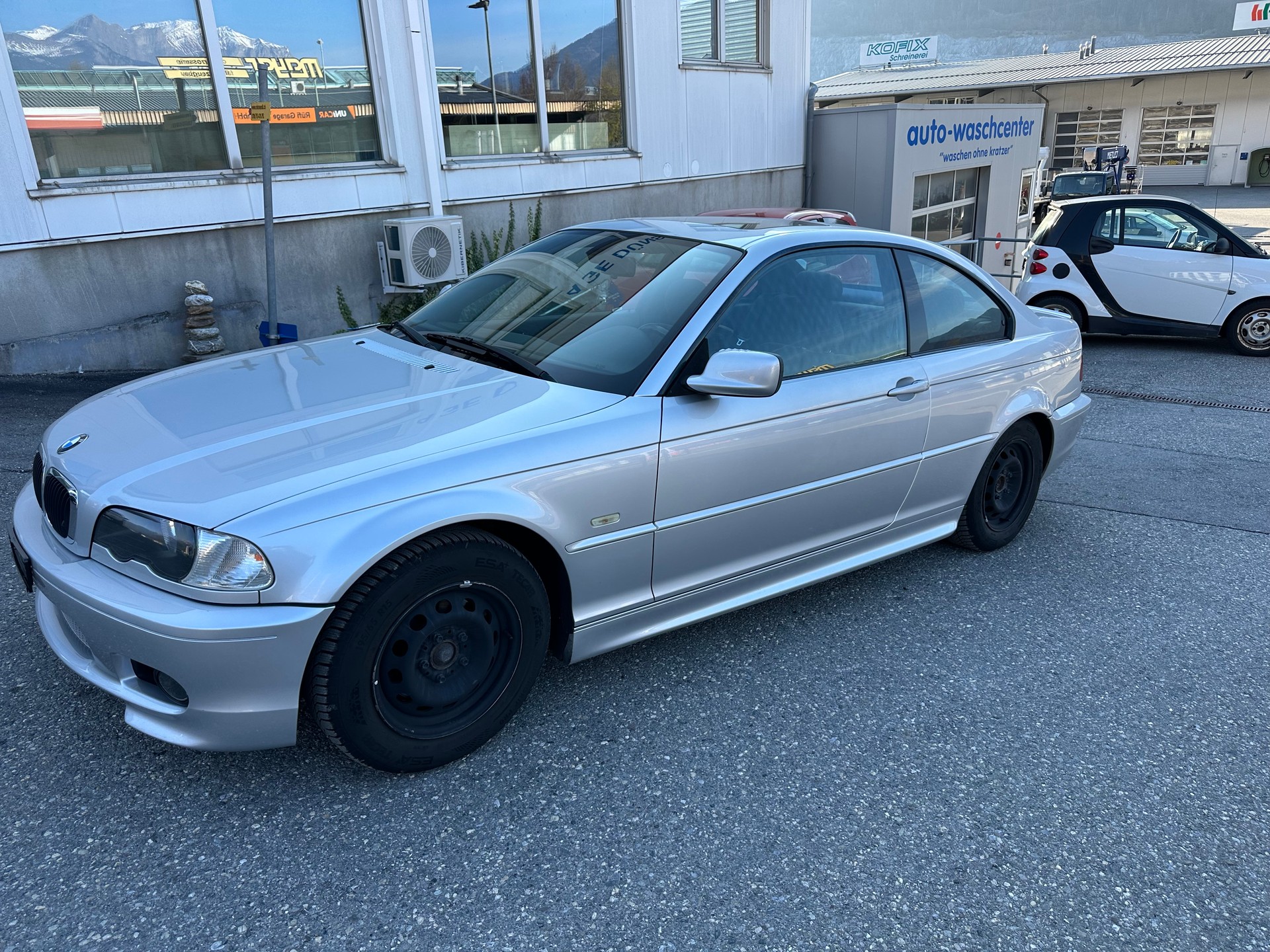 BMW 318Ci Coupé-image-2