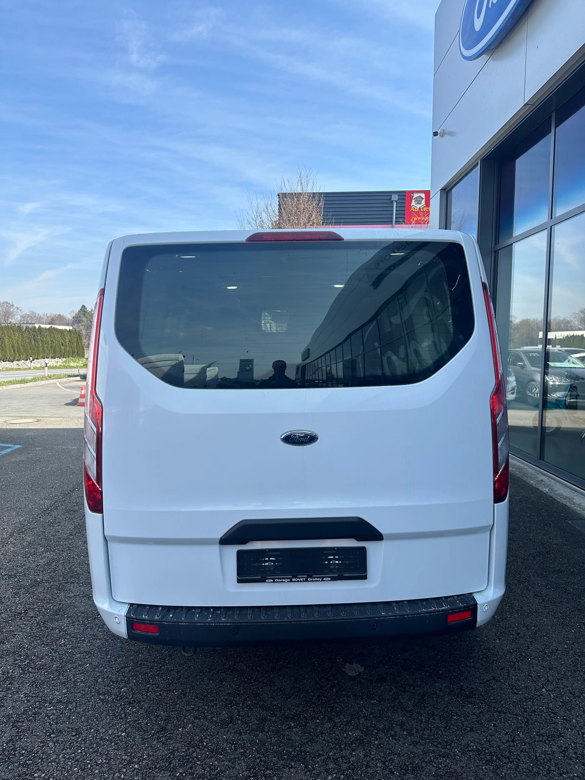 FORD Transit Custom Van 320 L1 2.0 TDCi Trend-image-4