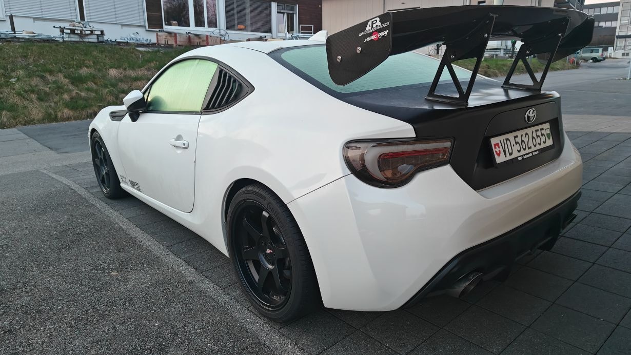 TOYOTA GT 86 2.0 D-4S Sport-image-3