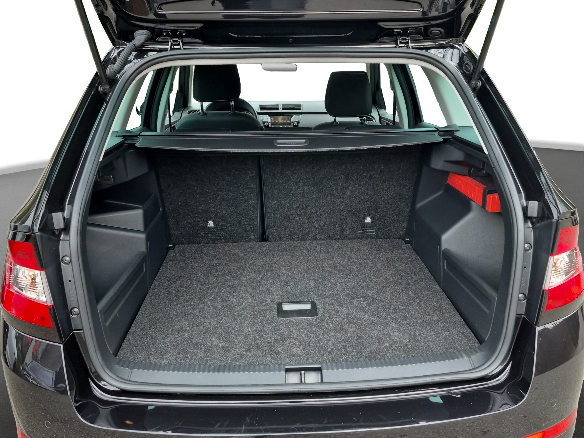 SKODA Fabia Combi 1.0 TSI Ambition-image-11