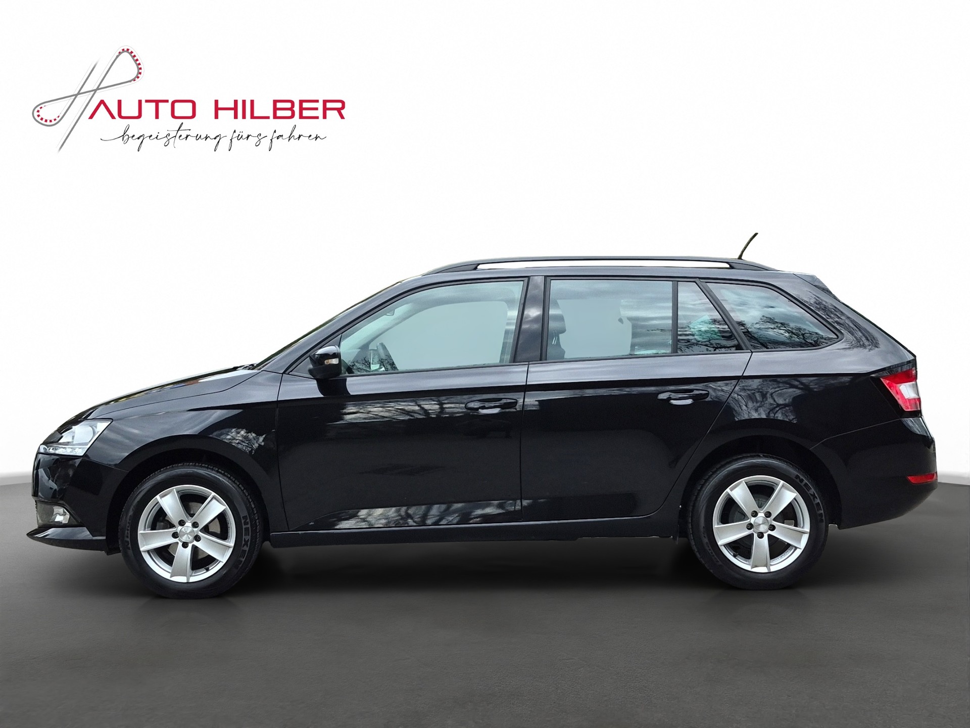 SKODA Fabia Combi 1.0 TSI Ambition-image-2