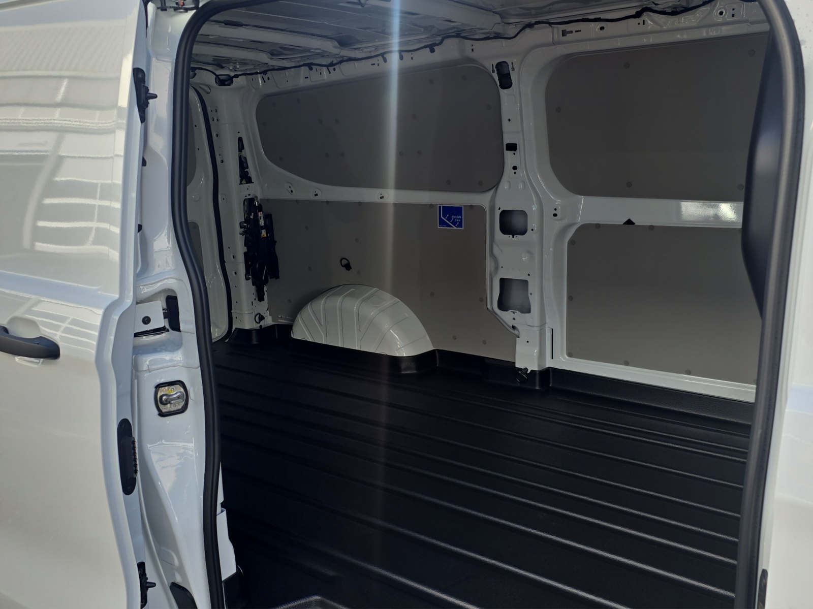 FORD Transit Custom Van 320 L2 2.0 EcoBl-image-7